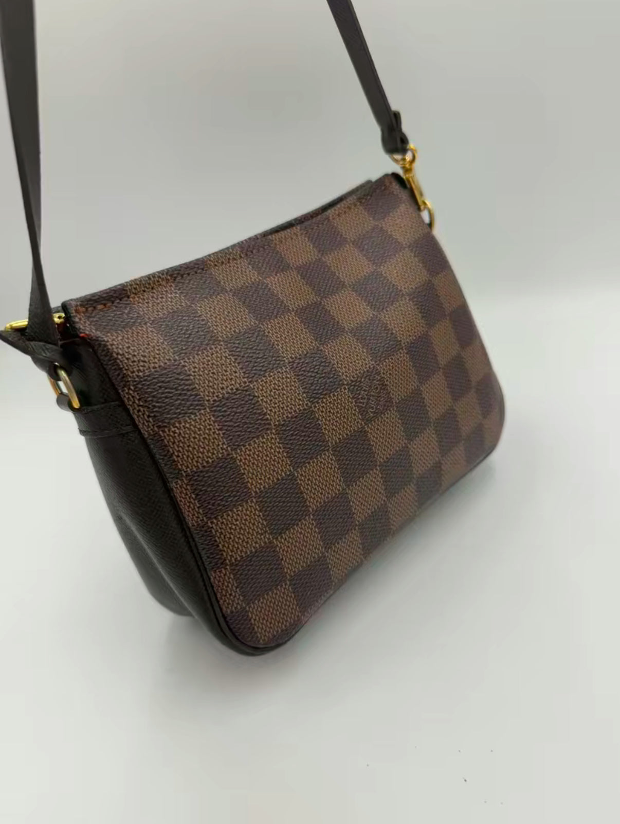 Louis Vuitton Damier Ebene Pochette Trousse Hand Bag