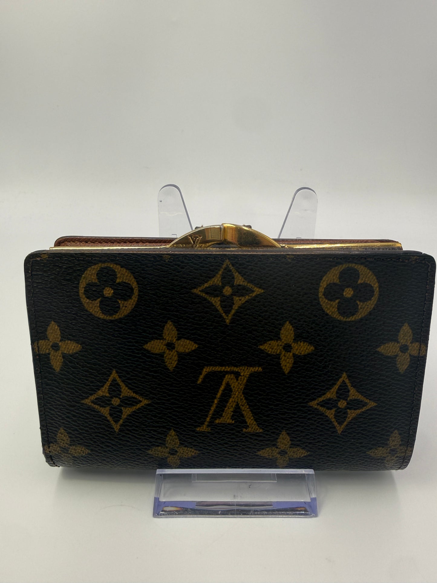 Louis Vuitton Monogram Coated Canvas Kisslock Wallet TH0054