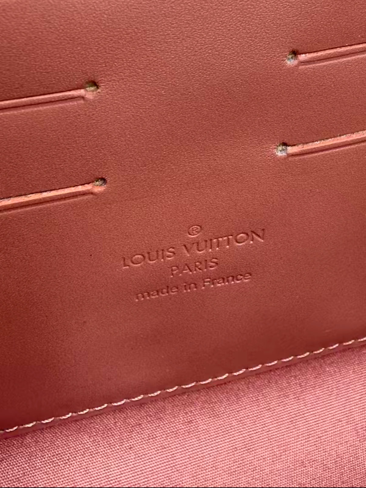 Louis Vuitton Vernis Rossmore MM Rose Velours TR3102