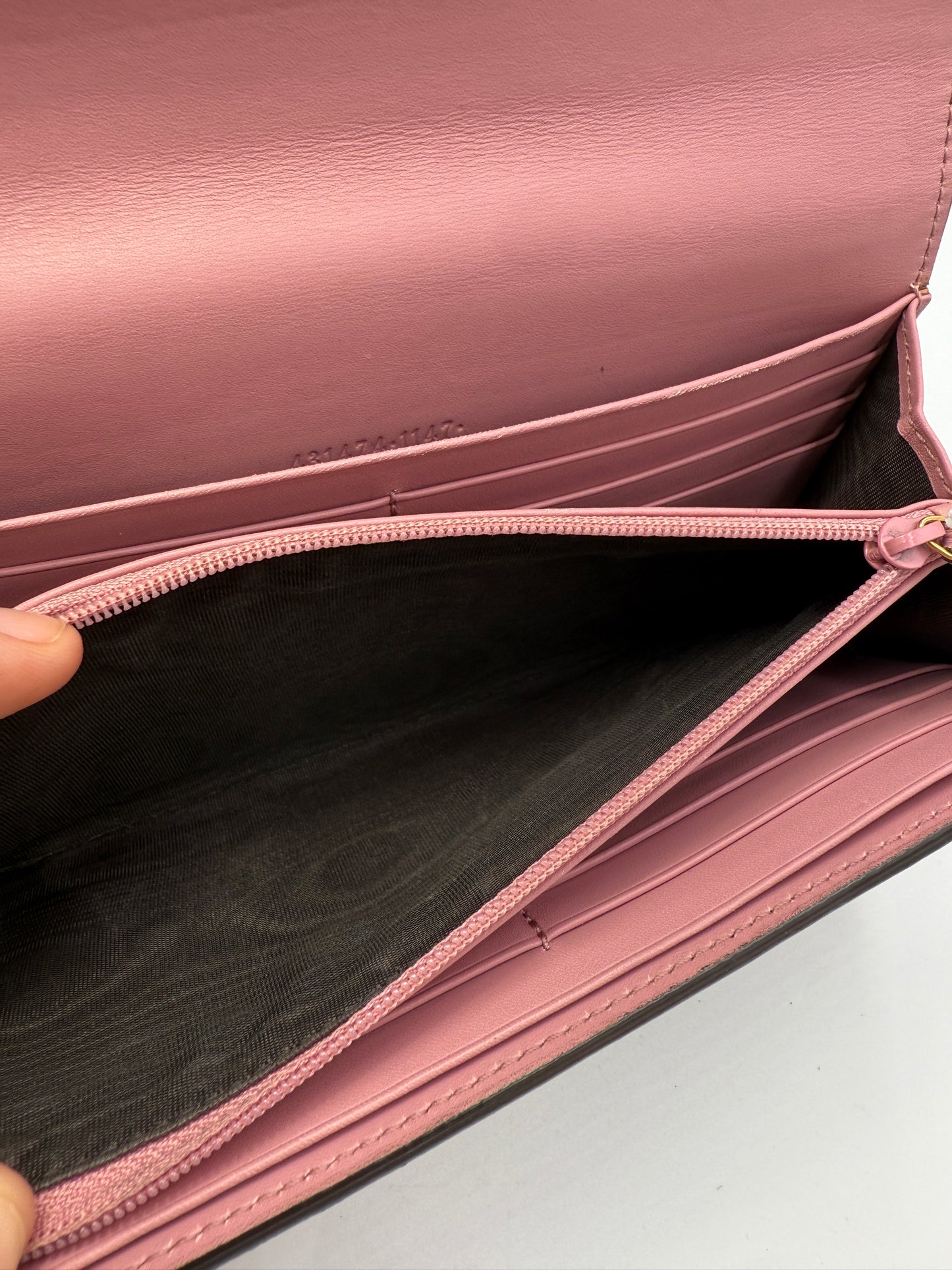 Gucci Supreme Coated Canvas Pink Pearl Long Wallet