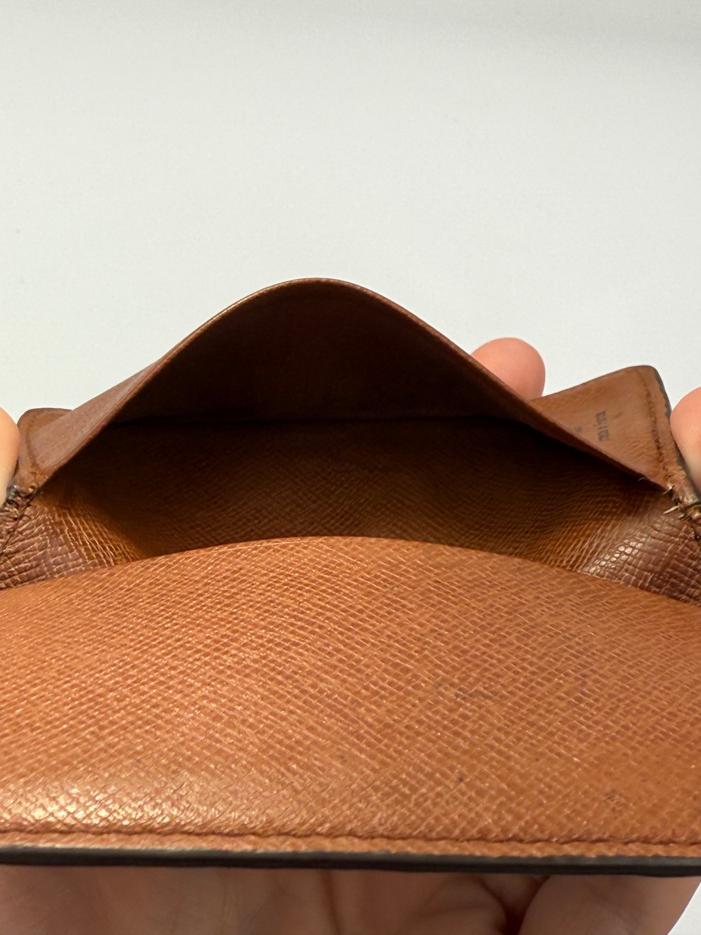 Louis Vuitton Monogram Pocket Organizer RA0935