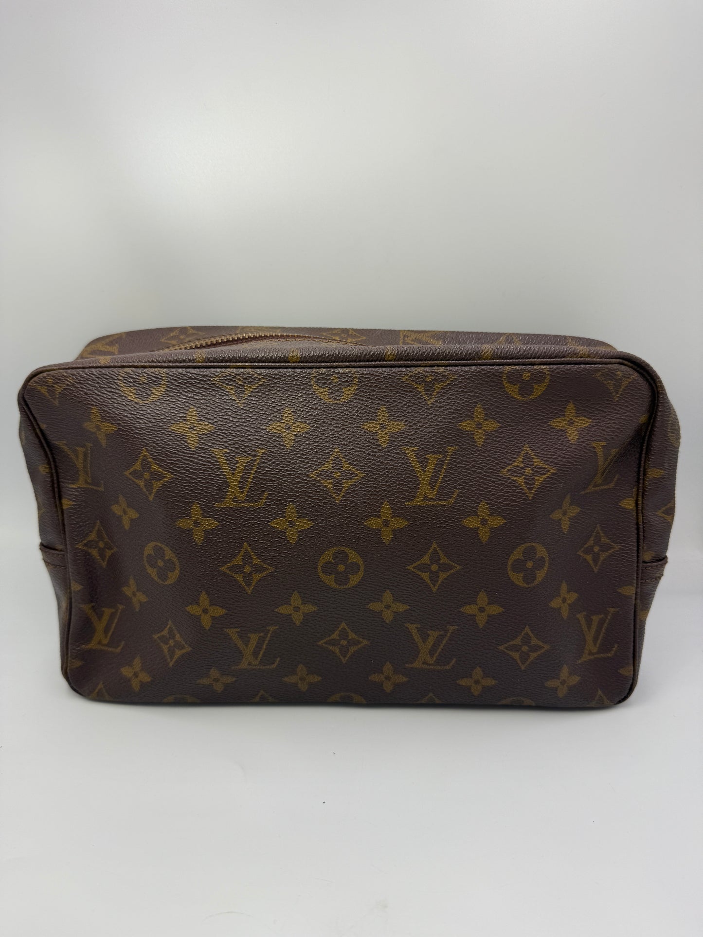 Louis Vuitton Monogram Coated Canvas Toiletry 28 cm