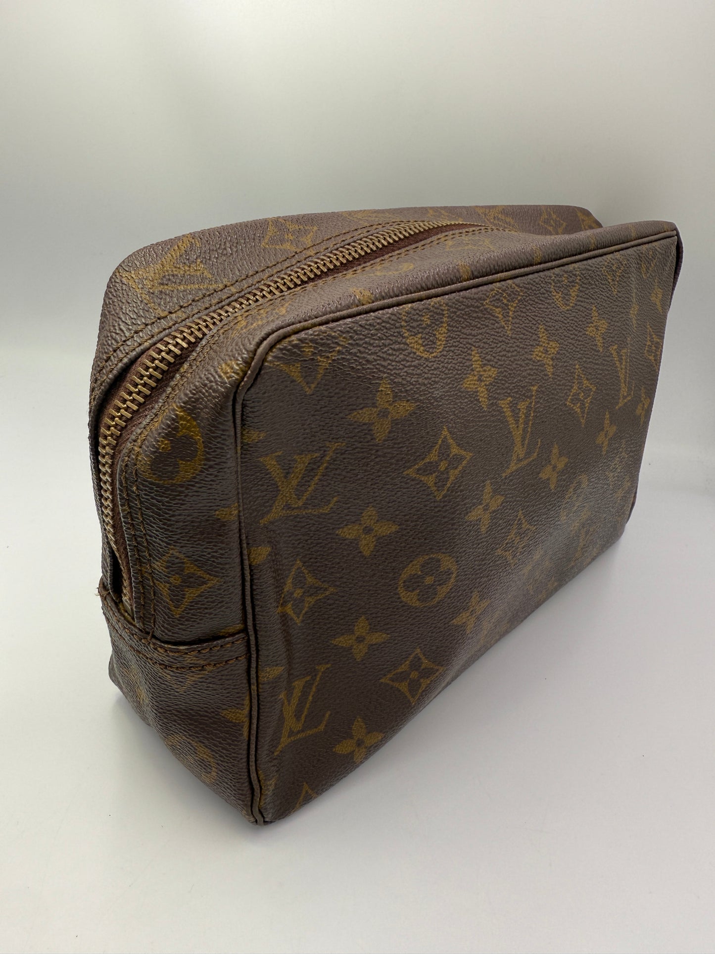 Louis Vuitton Monogram Coated Canvas Toiletry 28 cm