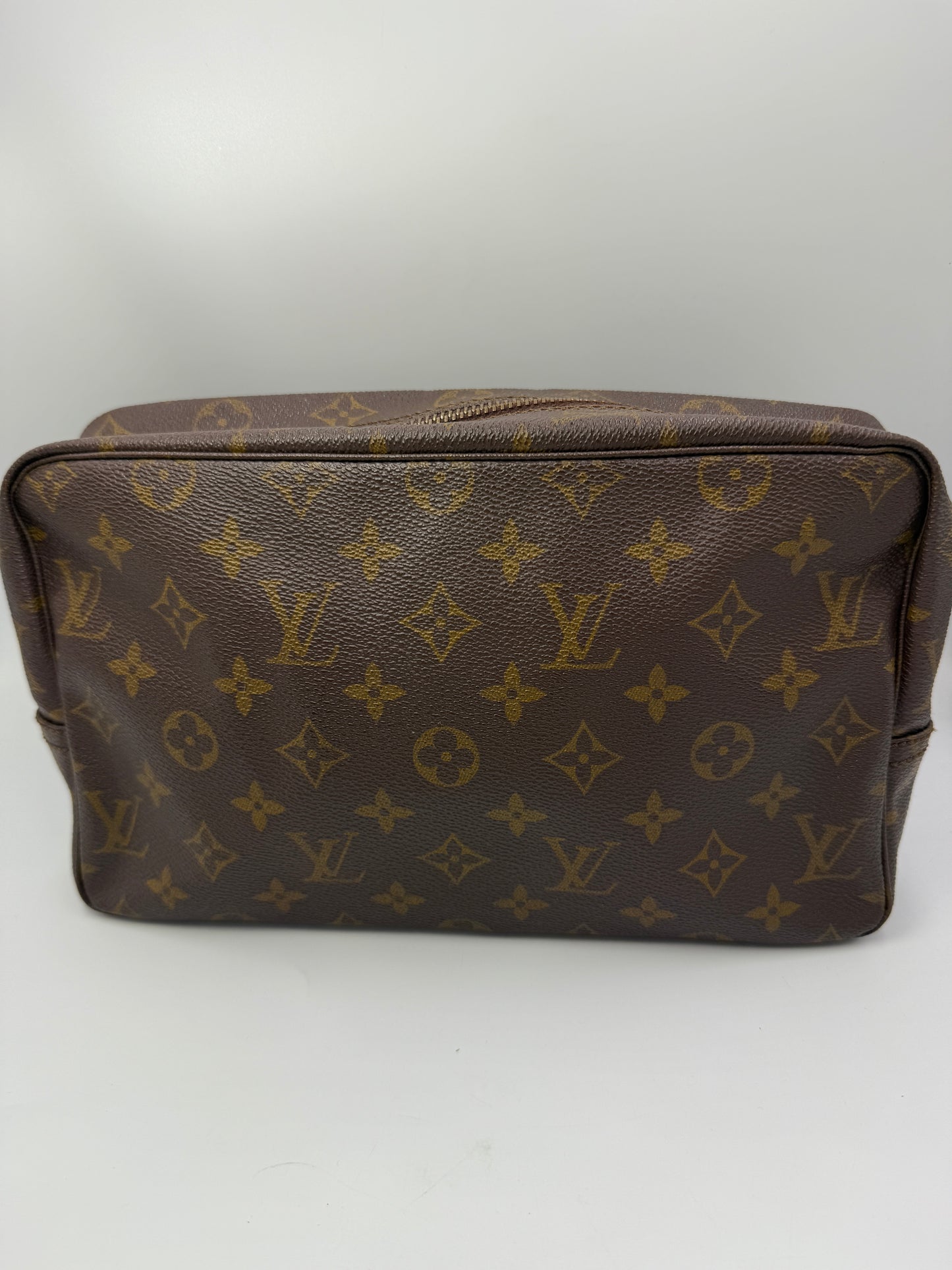 Louis Vuitton Monogram Coated Canvas Toiletry 28 cm
