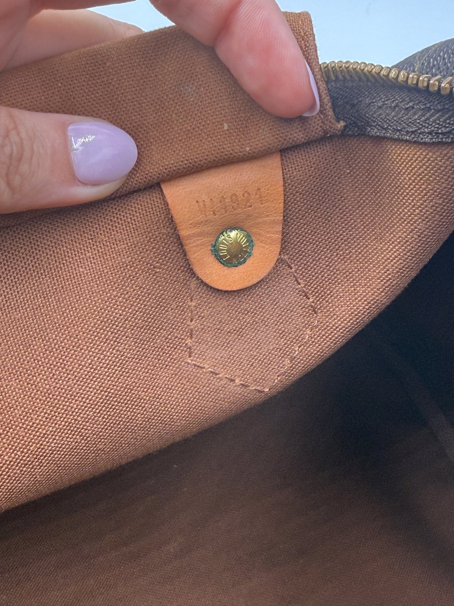 Louis Vuitton Monogram Speedy 30 cm VI1921