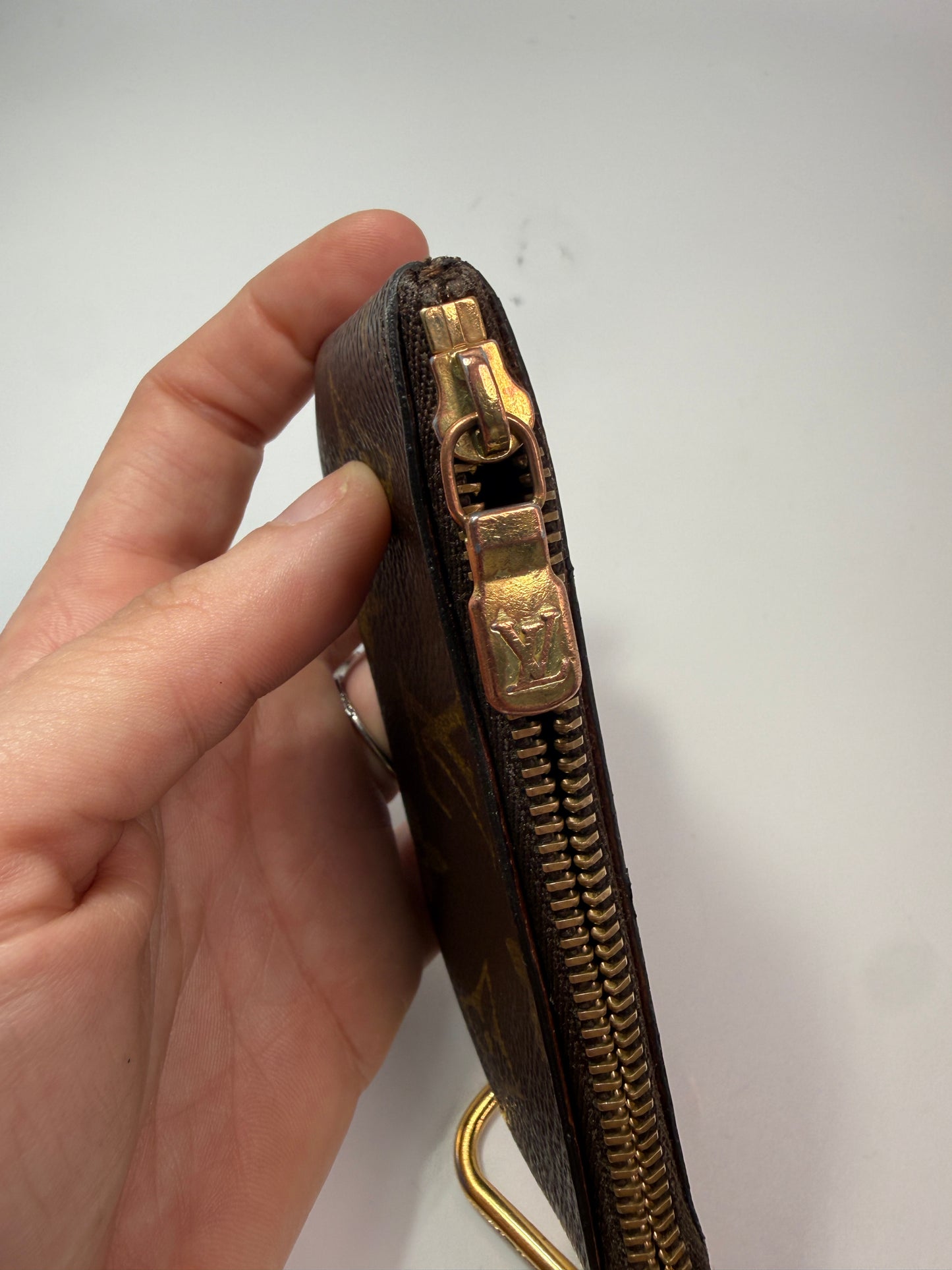 Louis Vuitton Monogram Coated Canvas Key Cles CA0091