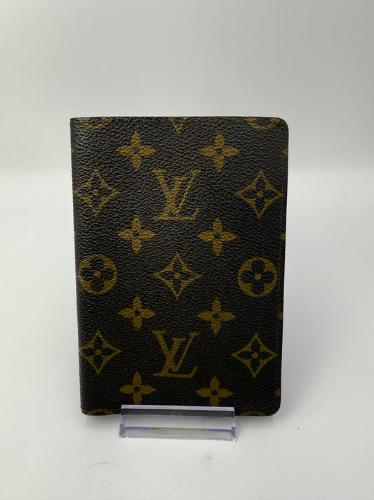 Louis Vuitton Monogram Coated Canvas Vintage Passport Holder 883RA