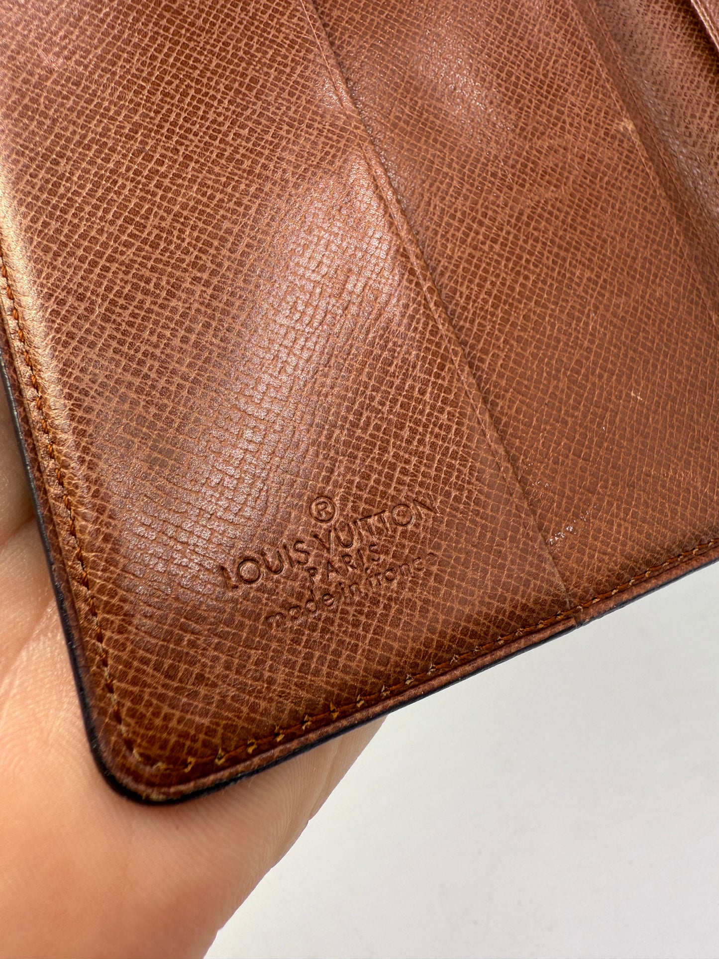 Louis Vuitton Monogram Coated Canvas Vintage Passport Holder 883RA