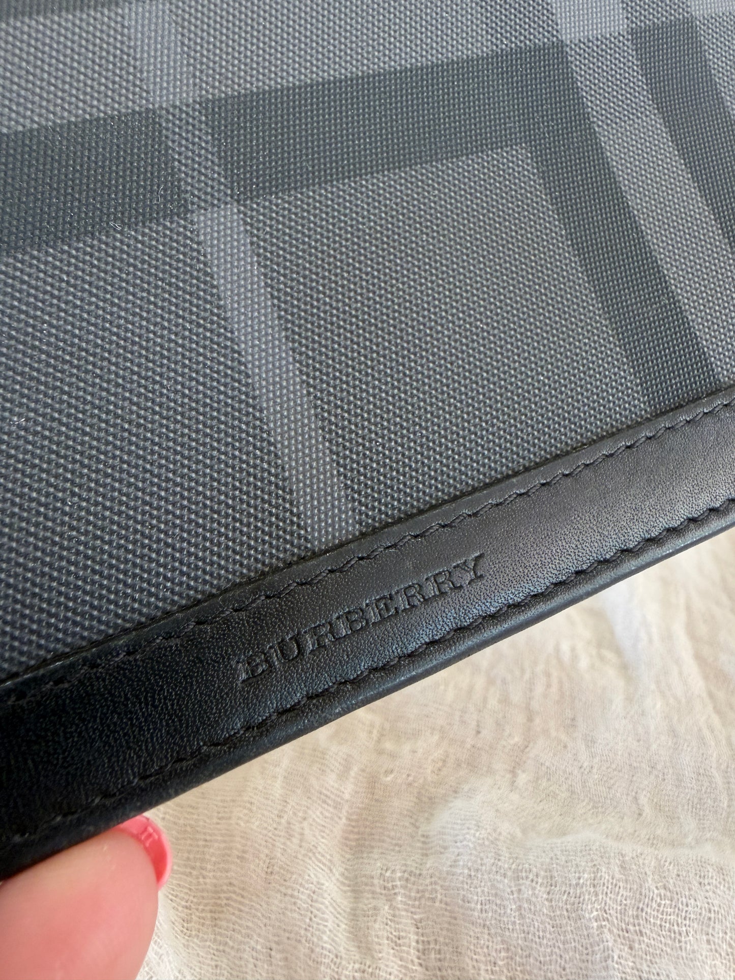 Burberry London England Black House Check Long Wallet