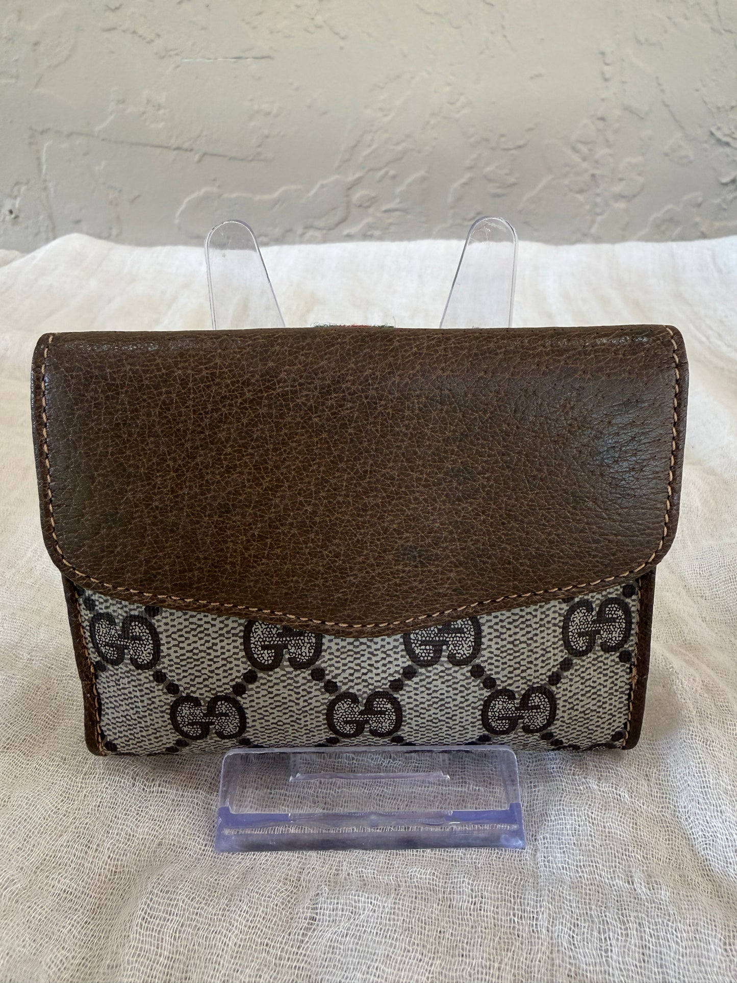 Gucci GG Supreme Ophidia Bi-Fold Wallet with Web Stripe and Snap Closure