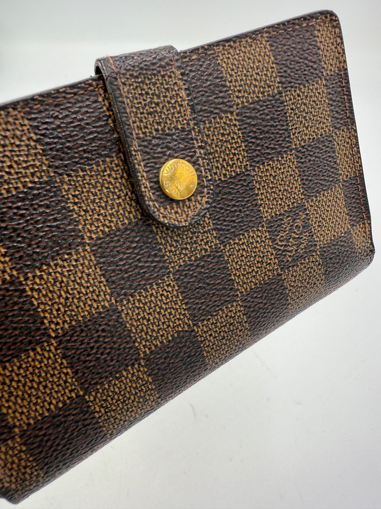 Louis Vuitton Damier Ebene Kisslock Wallet MI1002
