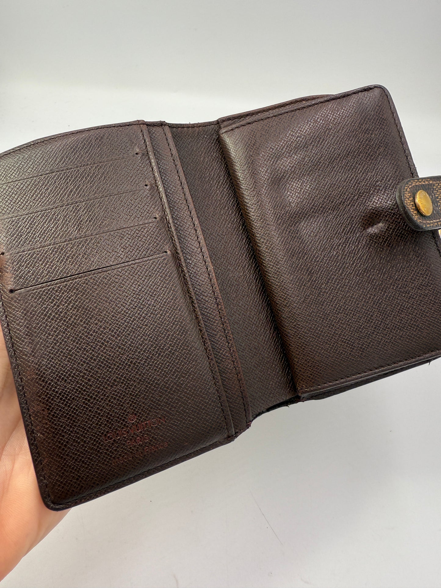 Louis Vuitton Damier Ebene Kisslock Wallet MI1002