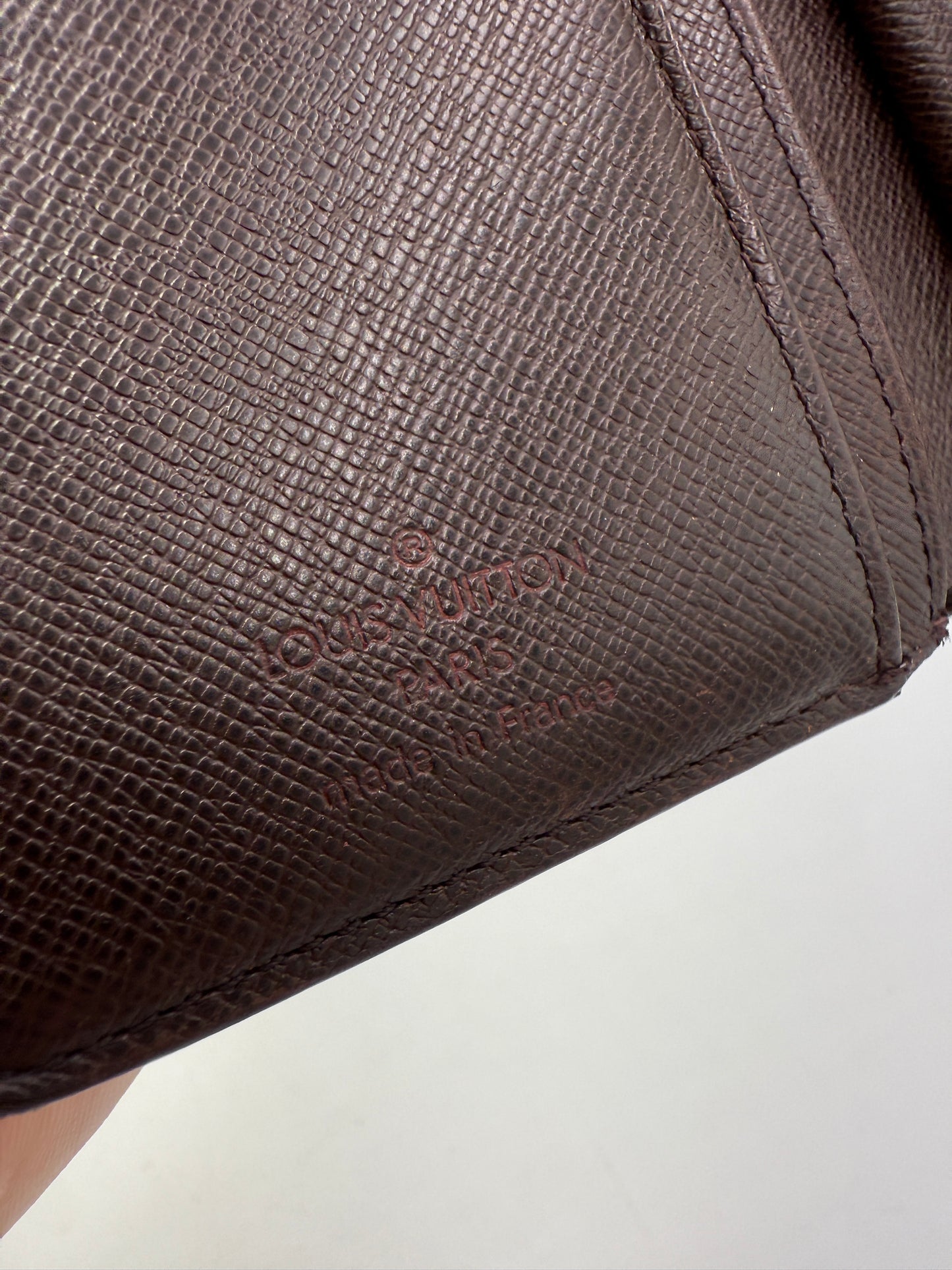 Louis Vuitton Damier Ebene Kisslock Wallet MI1002