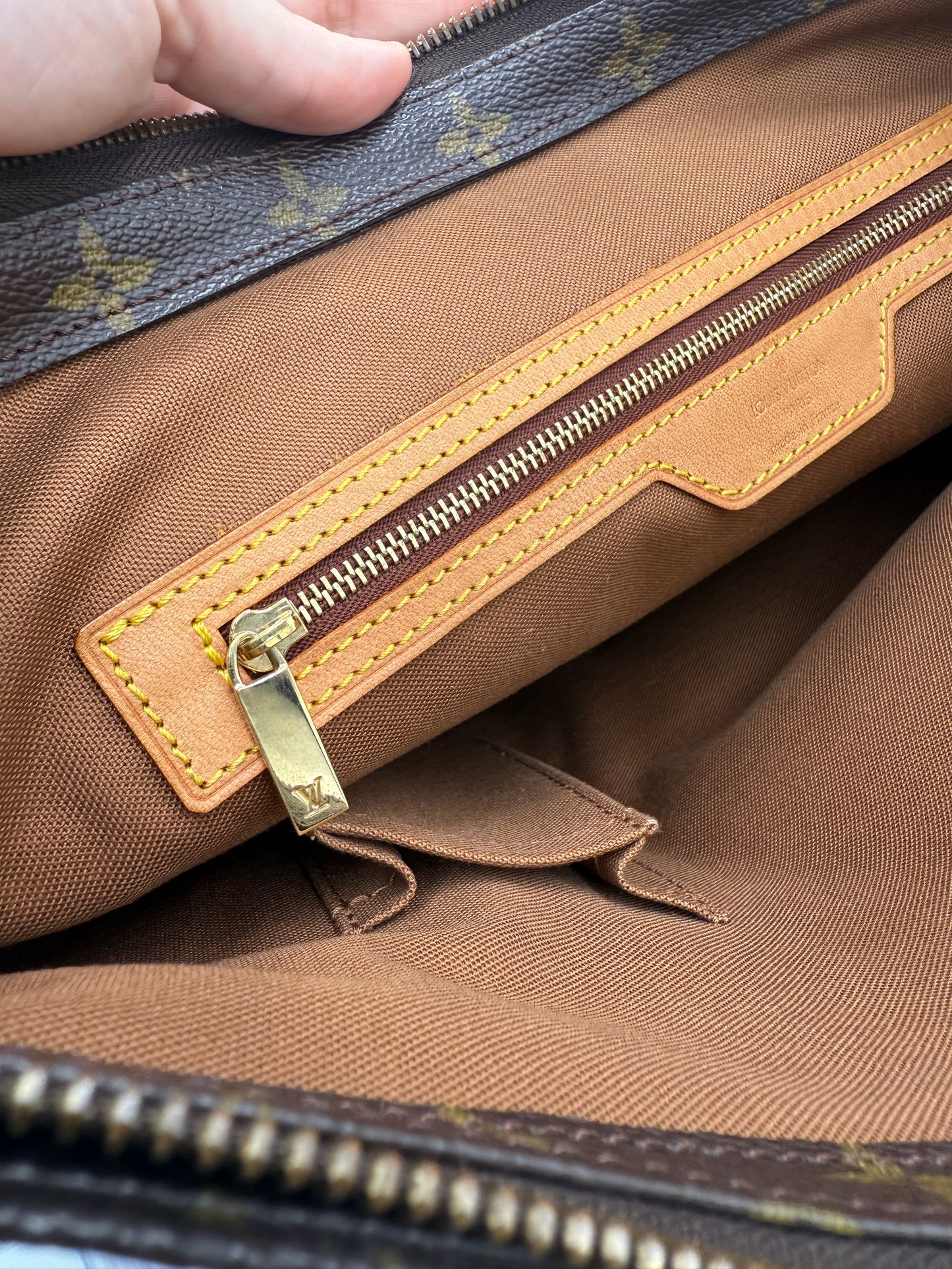 Louis Vuitton Monogram Cabas Mezzo Tote TH1001