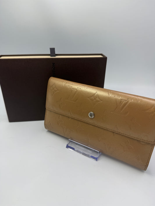 Louis Vuitton Matte Gold Vernis International Wallet TH1098