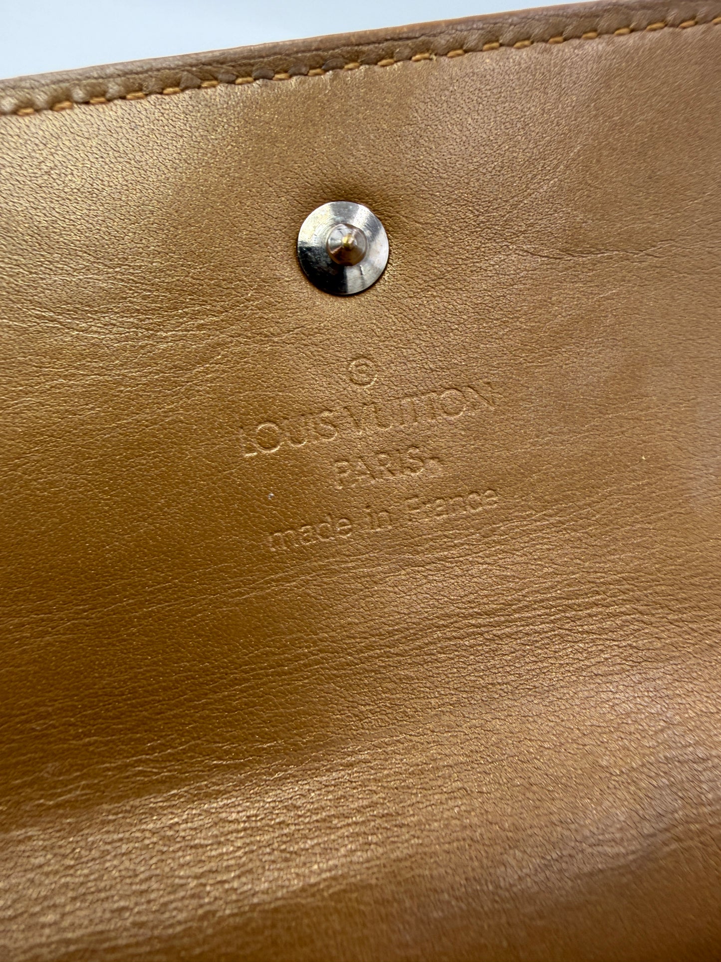 Louis Vuitton Matte Gold Vernis International Wallet TH1098