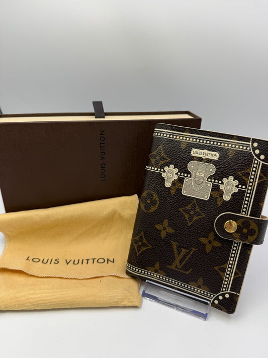 Louis Vuitton Monogram Coated Canvas Trunk Agenda PM SP2058