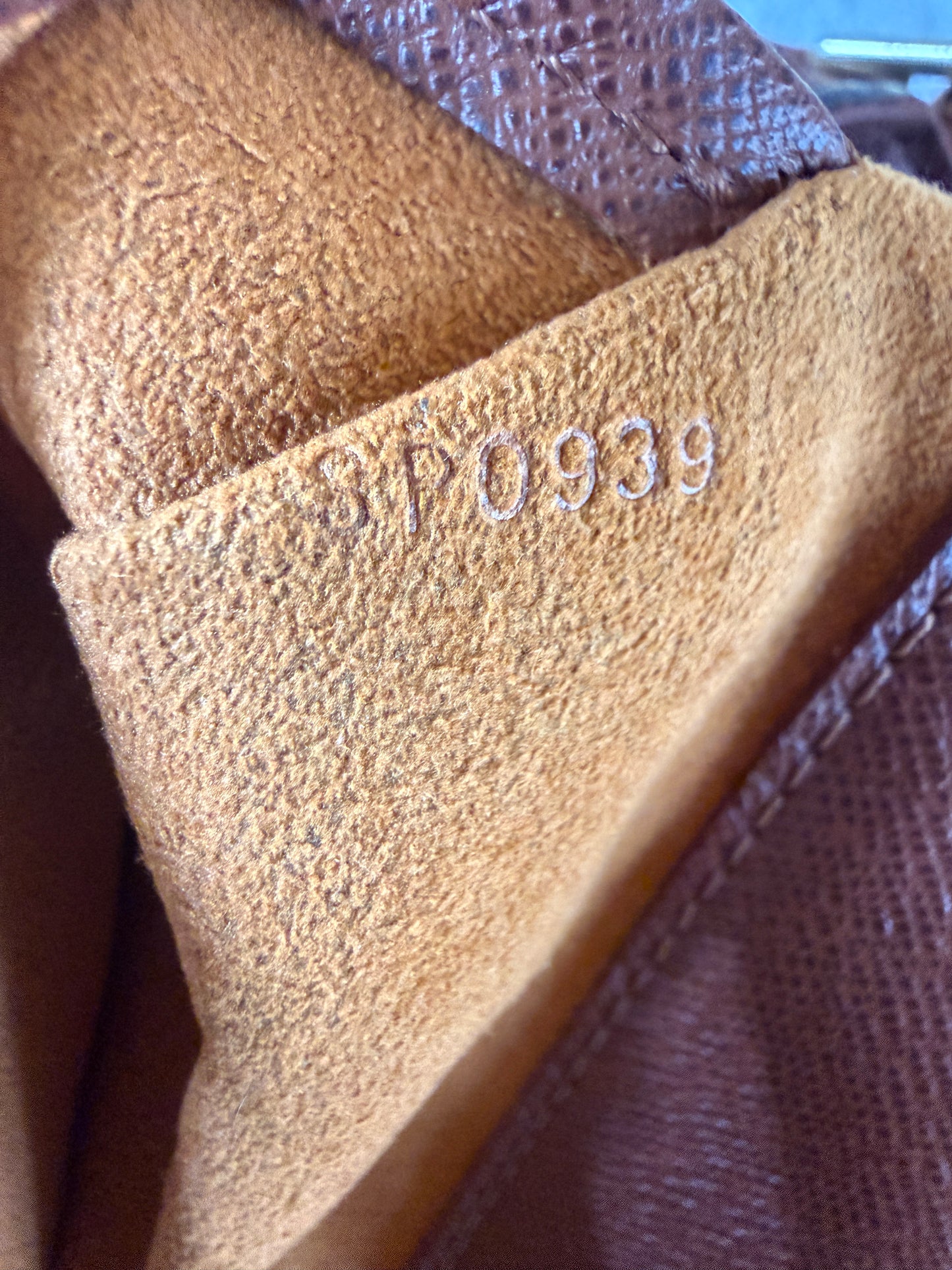 Louis Vuitton Monogram Coated Canvas Tango Shoulder SP0939