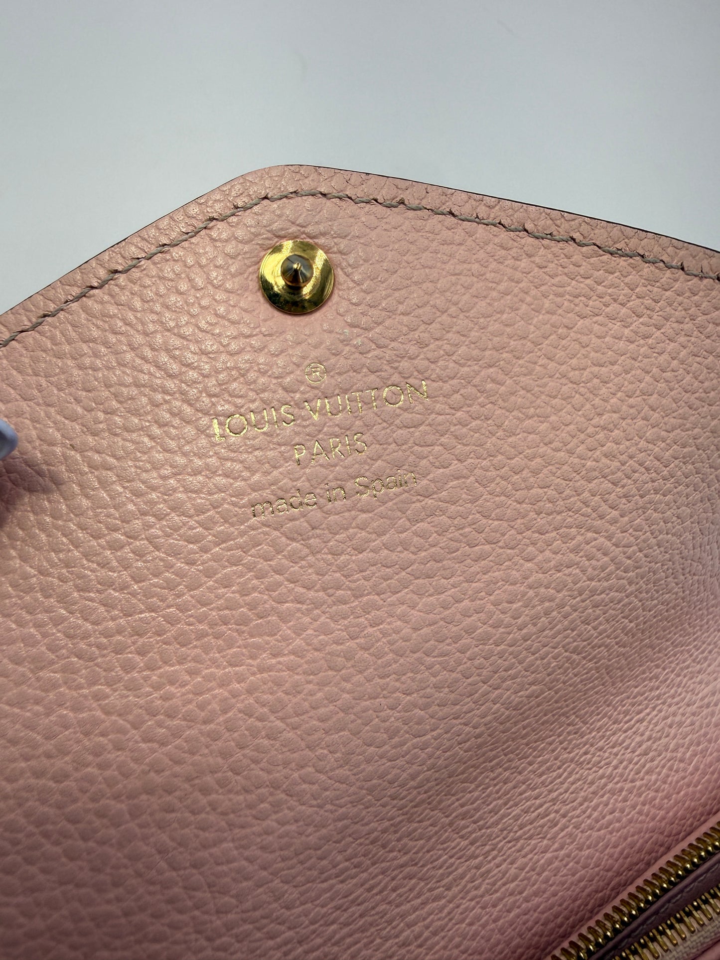 Louis Vuitton Rose Ballerine Empreinte Sarah Wallet CA1175
