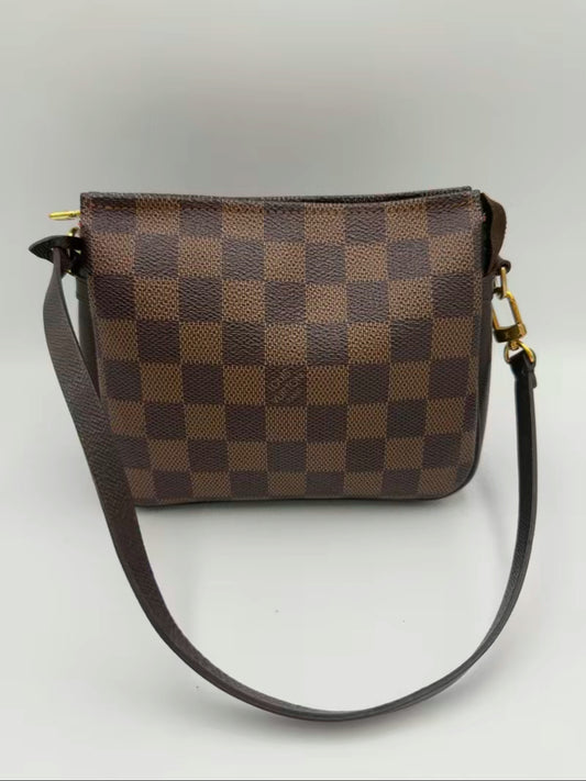 Louis Vuitton Damier Ebene Pochette Trousse Hand Bag