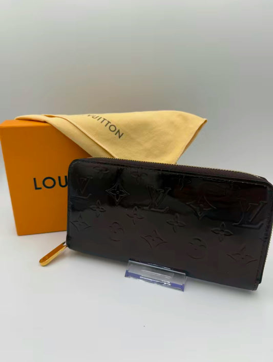 Louis Vuitton Monogram Vernis Amarante Zippy Wallet CA4098