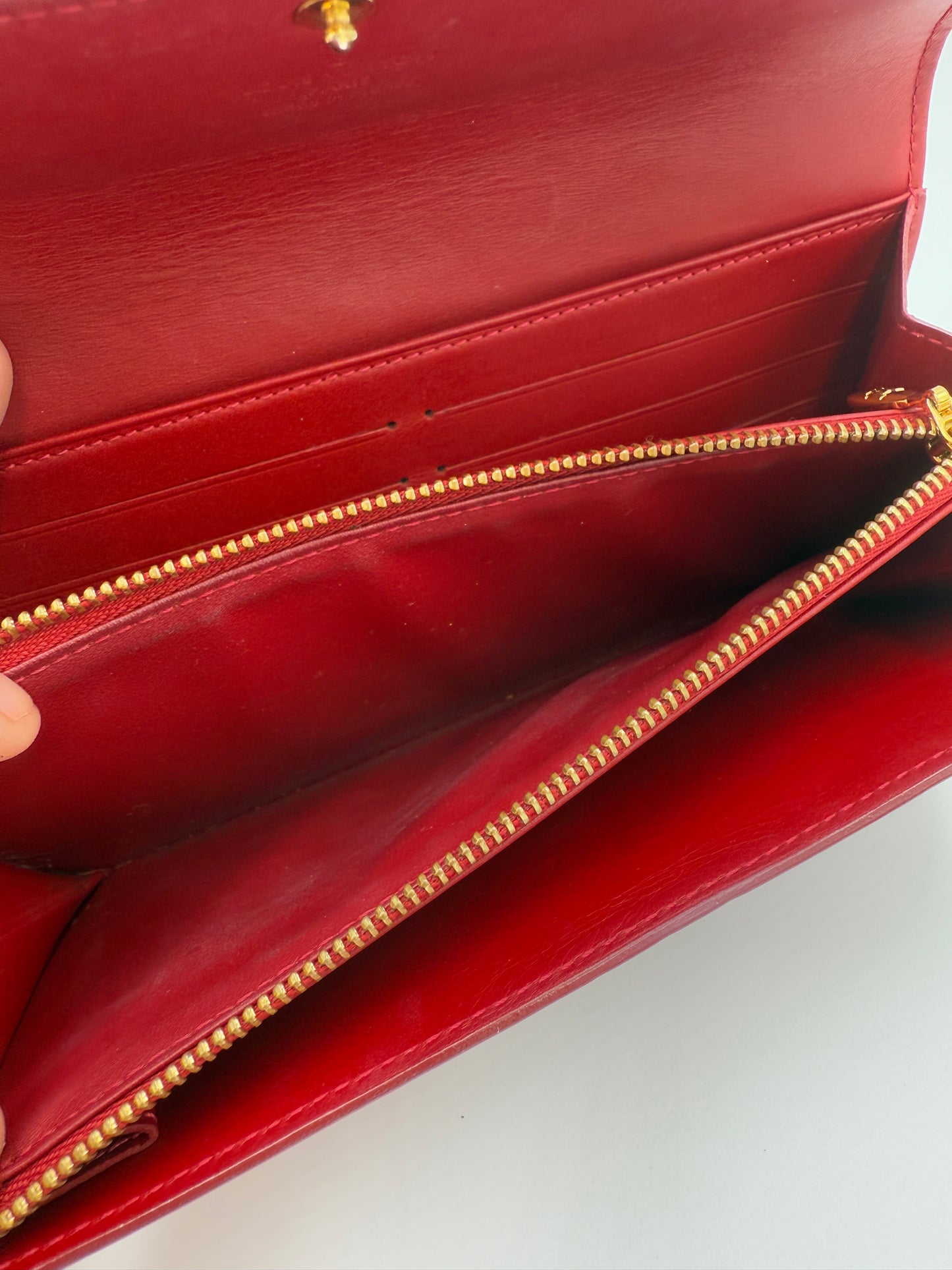 Louis Vuitton Monogram Red Vernis Patent Leather Sarah Wallet TN1144