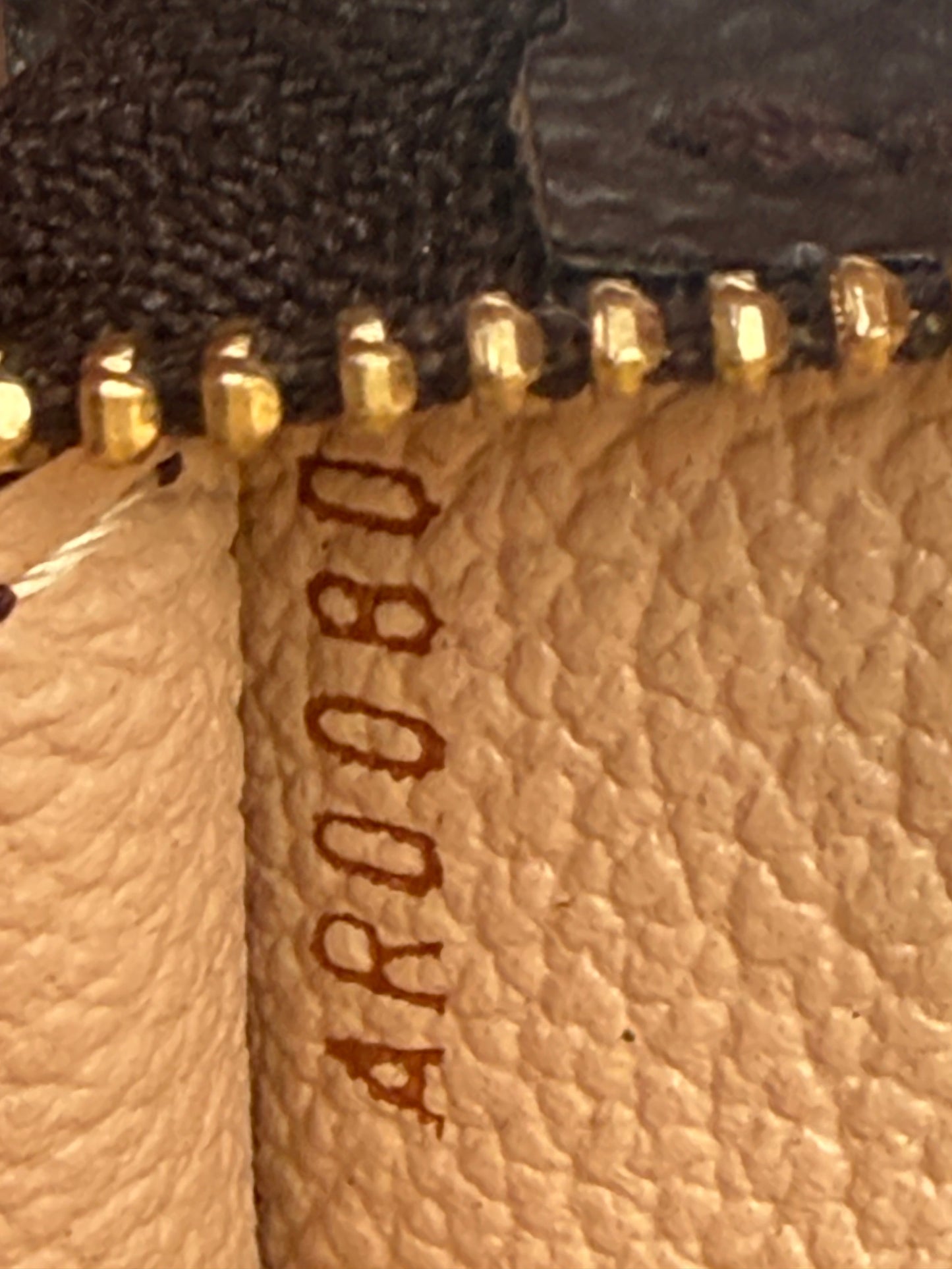 Louis Vuitton Monogram Canvas Bucket Pochette 17 cm AR0080