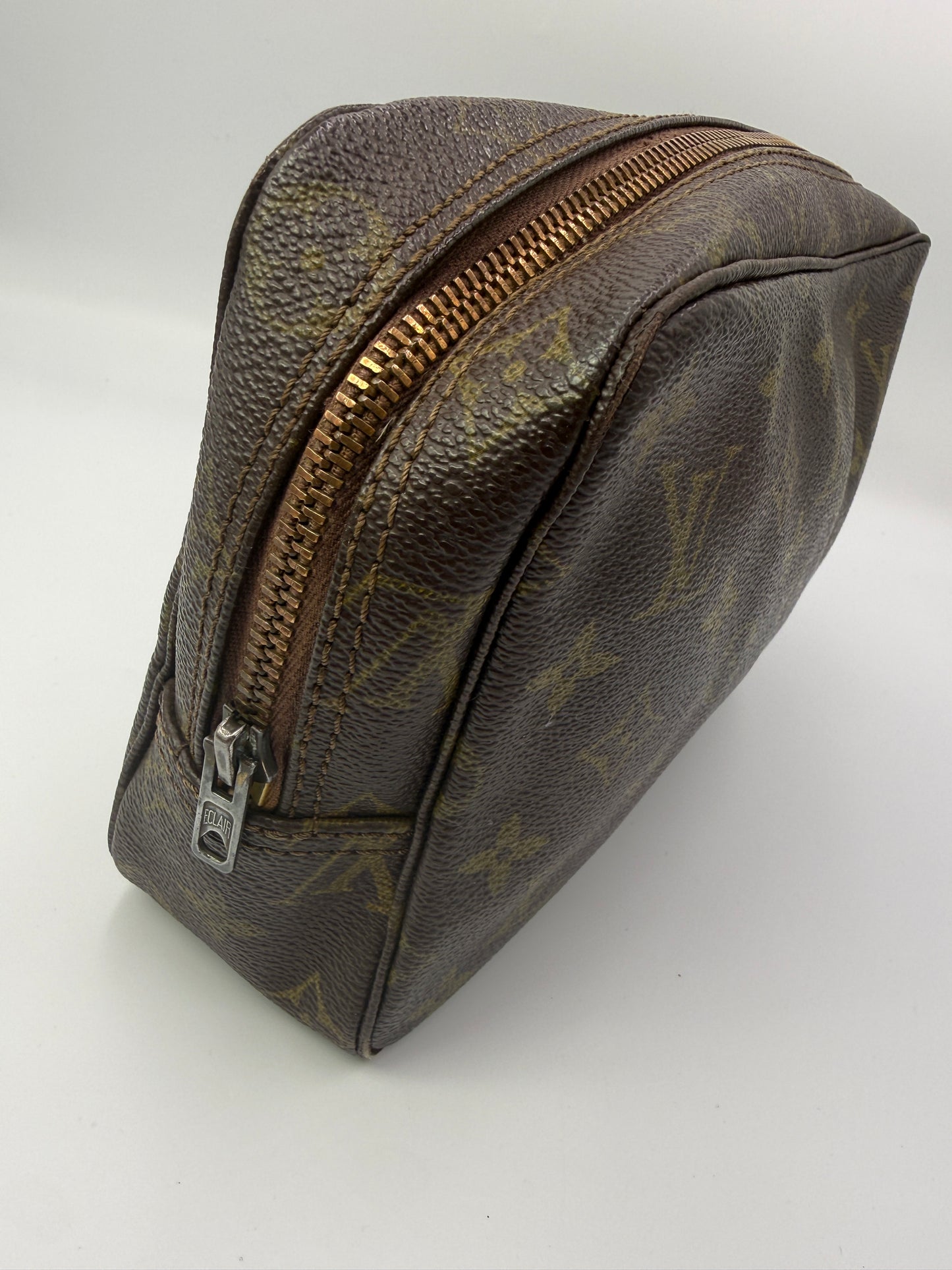 Louis Vuitton Monogram Coated Canvas Toiletry 23 cm 822