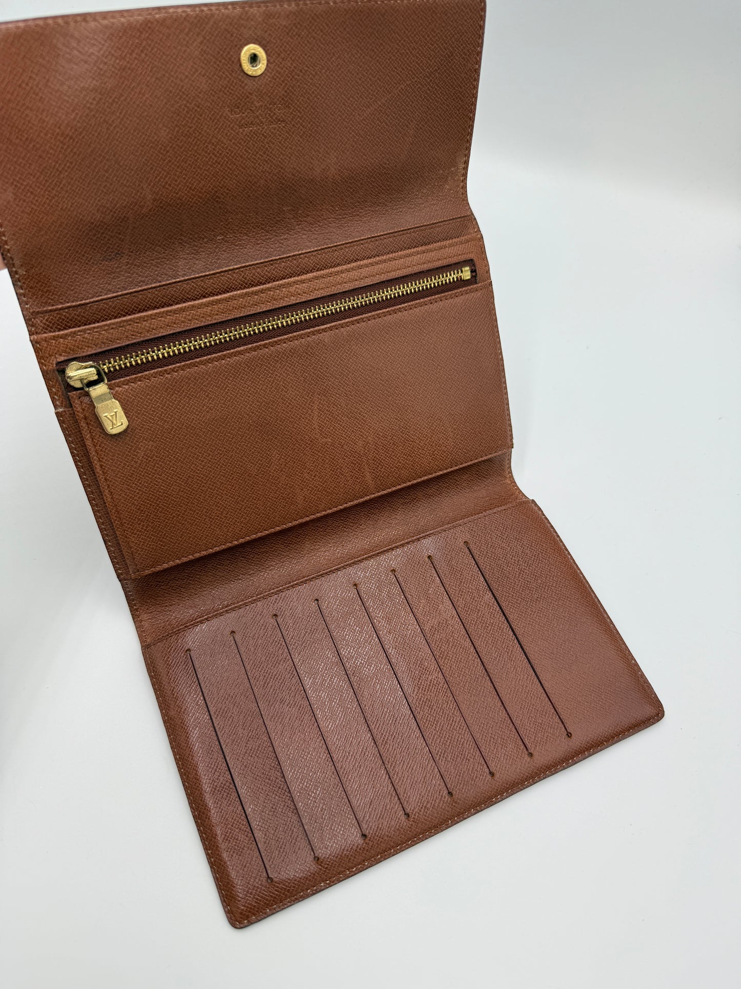 Louis Vuitton Monogram Coated Canvas Passport Wallet 0906AN