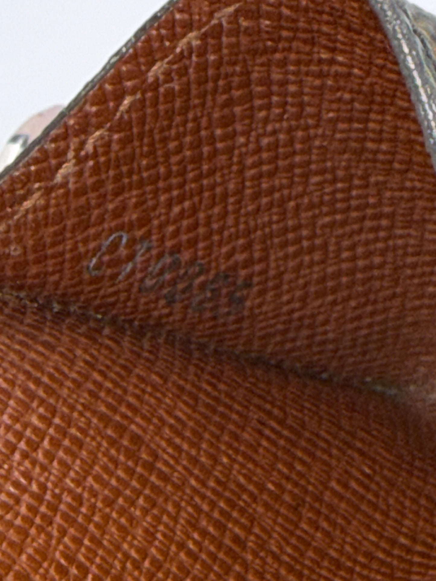 Louis Vuitton Monogram Coated Canvas Ludlow CT0065