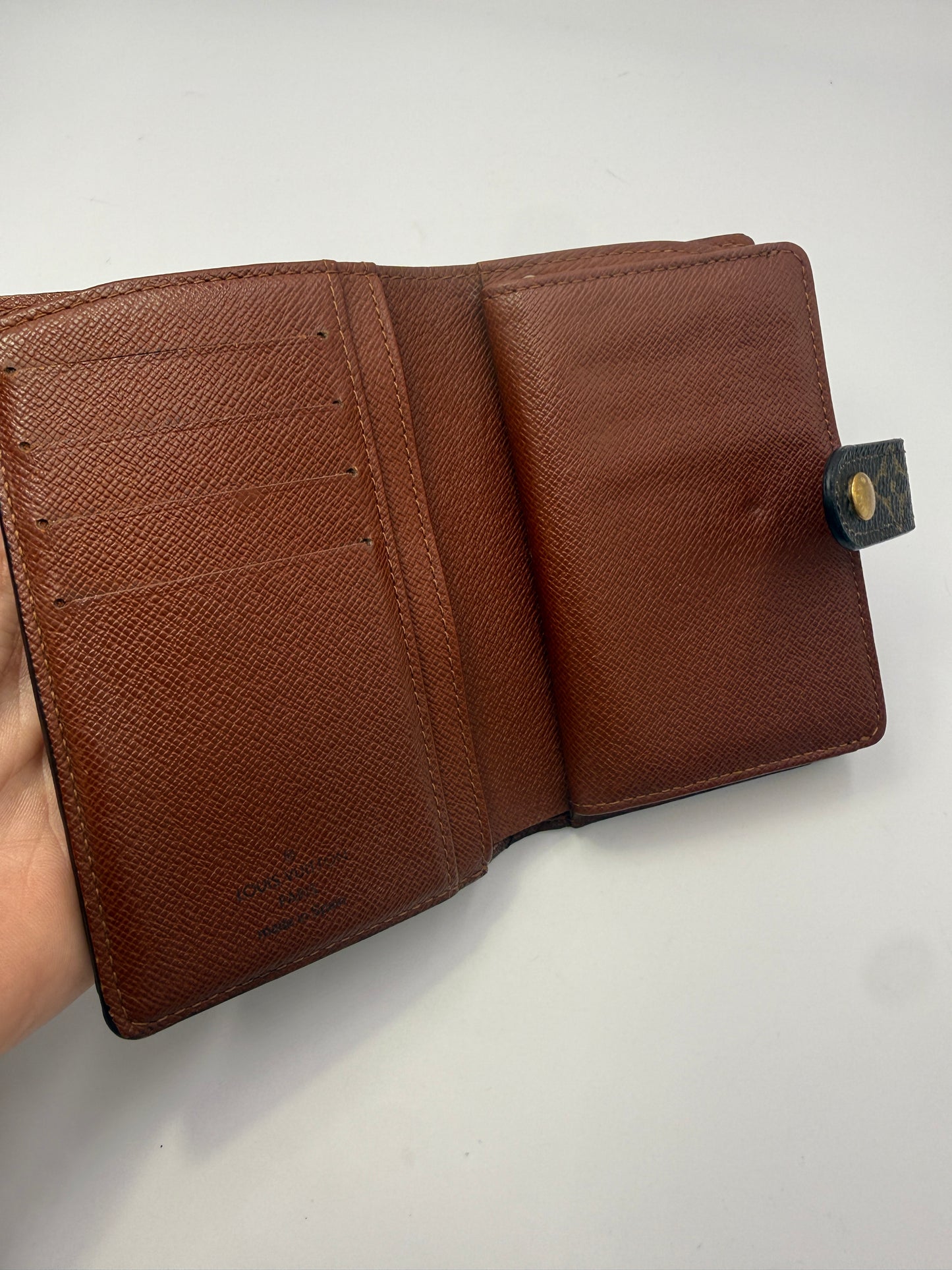 Louis Vuitton Monogram Coated Canvas Kisslock Wallet CA1021