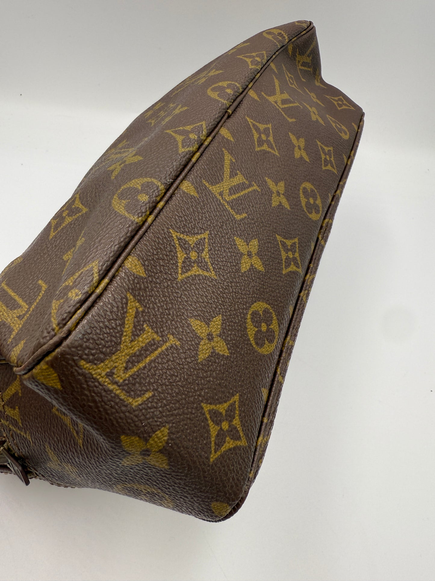 Louis Vuitton Monogram Coated Canvas Toiletry 28 cm