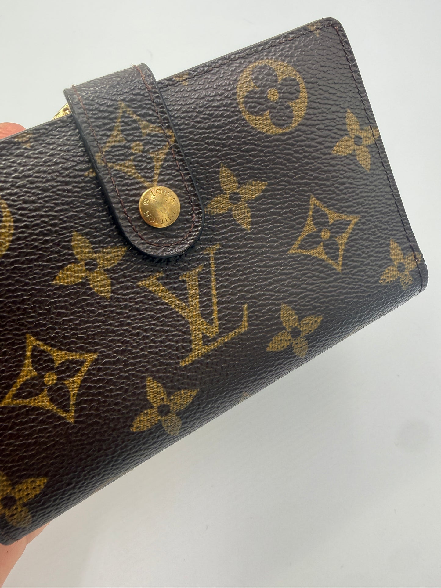 Louis Vuitton Monogram Coated Canvas Kisslock Wallet TH0054