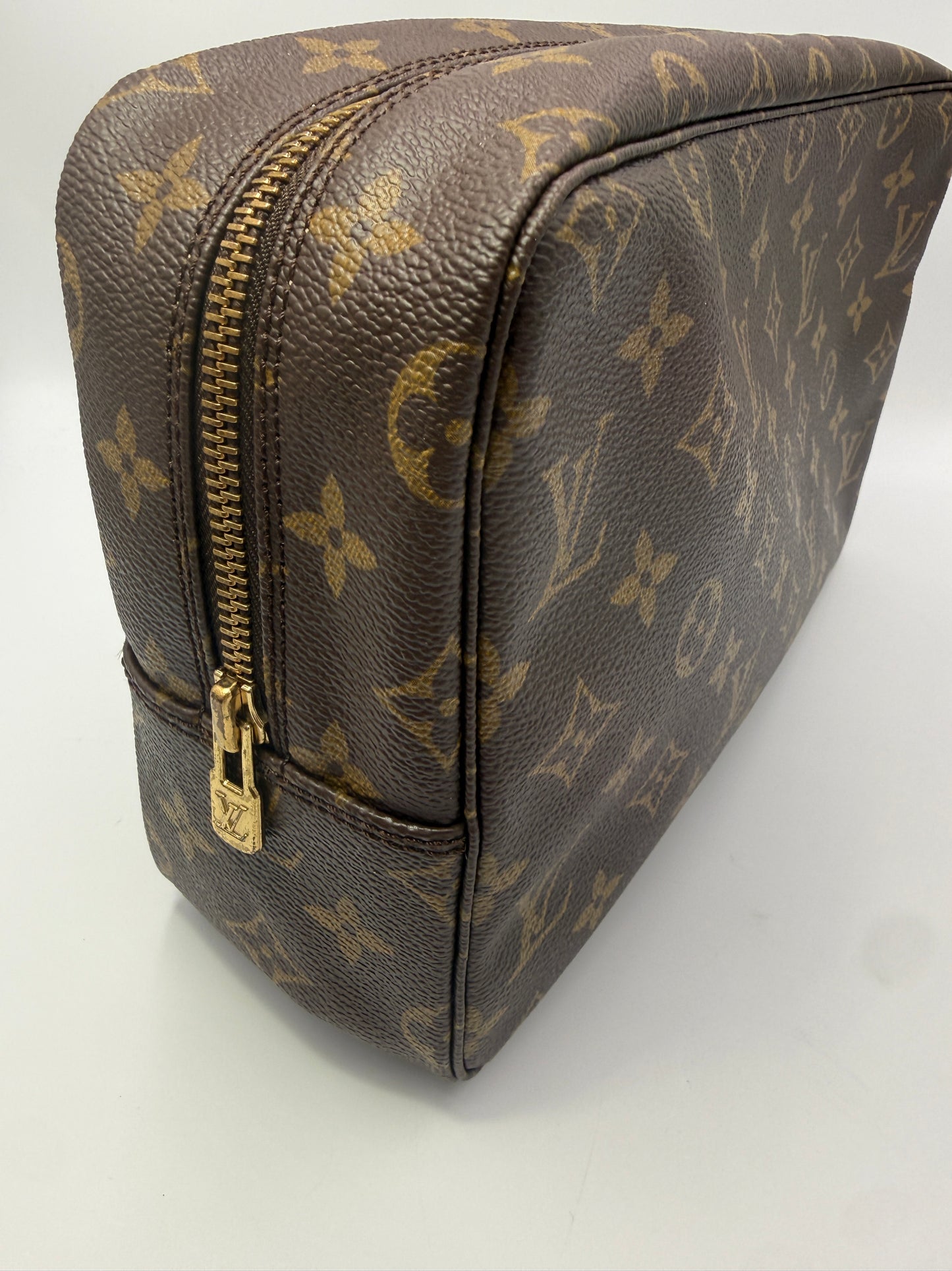 Louis Vuitton Monogram Coated Canvas Toiletry 28 cm 864TH