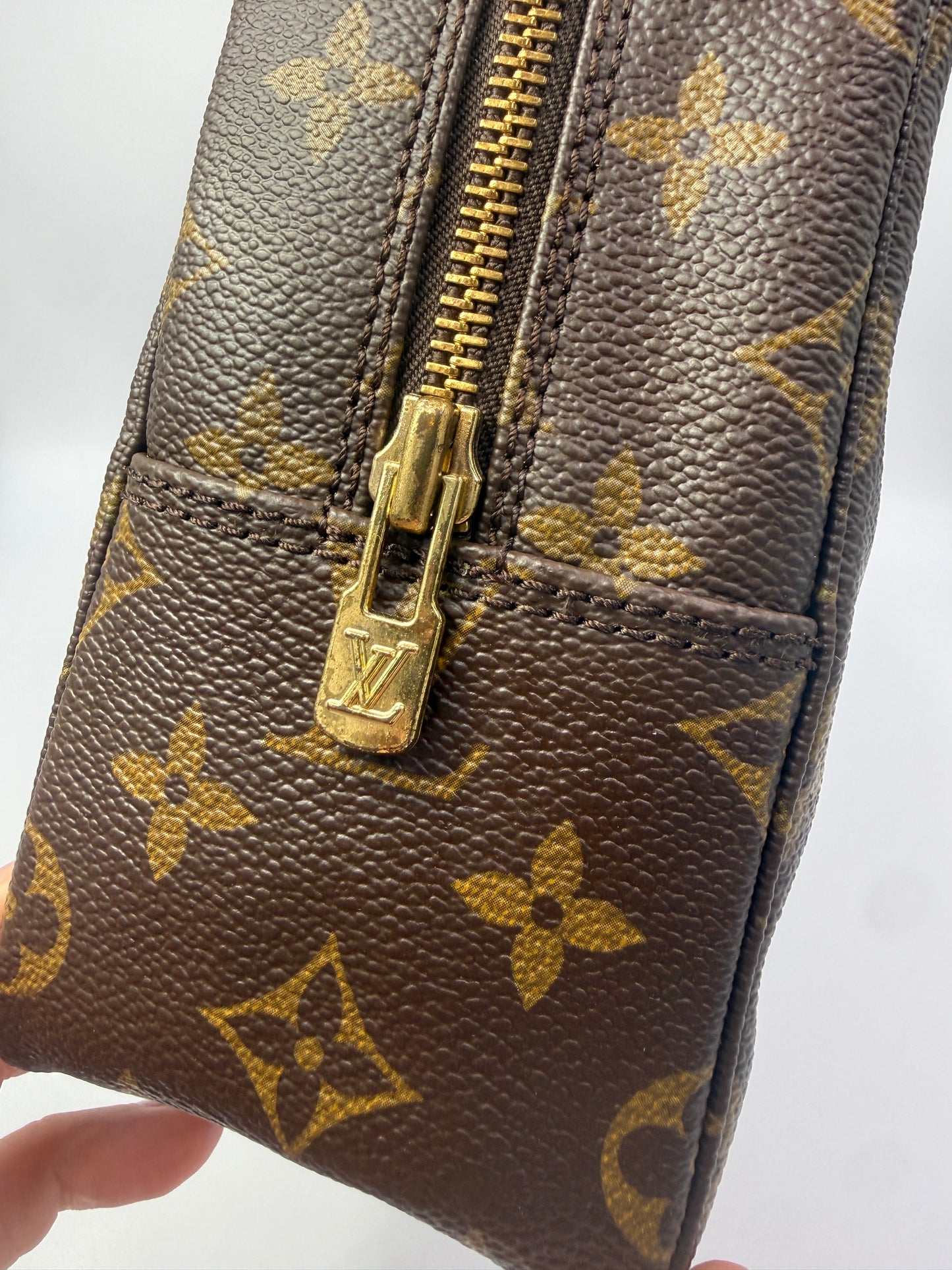Louis Vuitton Monogram Coated Canvas Toiletry 28 cm 864TH