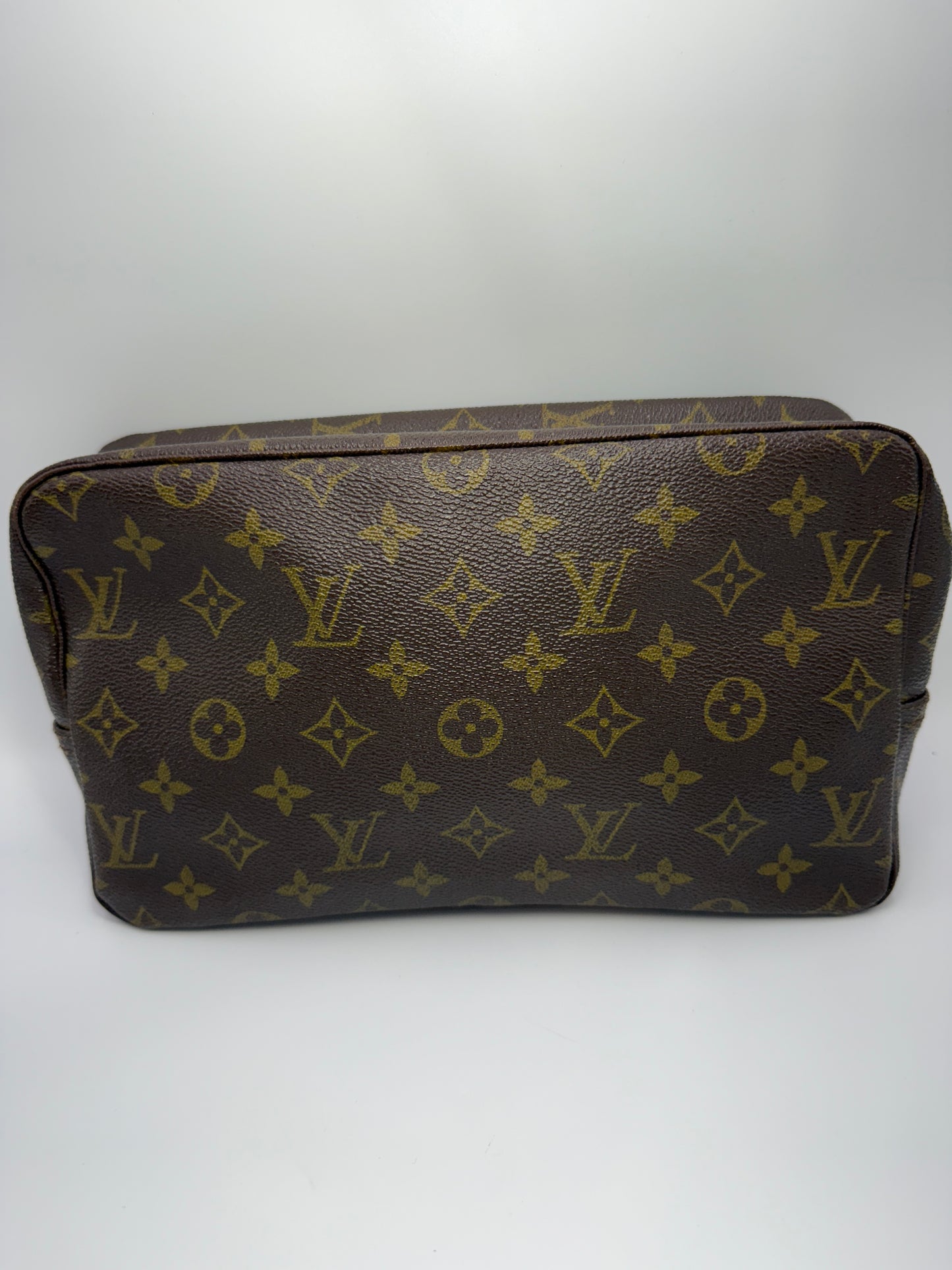 Louis Vuitton Monogram Coated Canvas Toiletry 28 cm