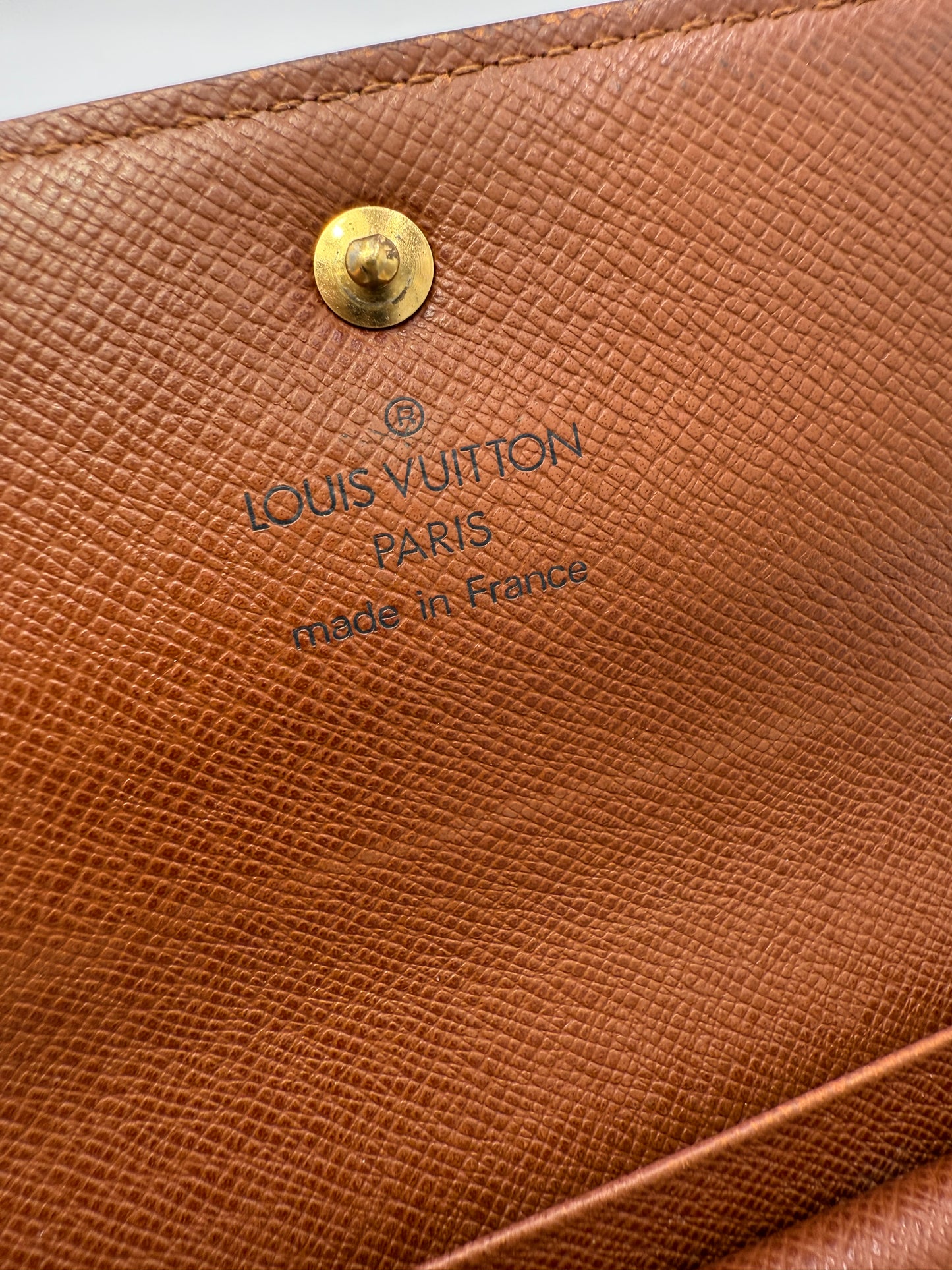 Louis Vuitton Monogram Compact International Wallet SP0011