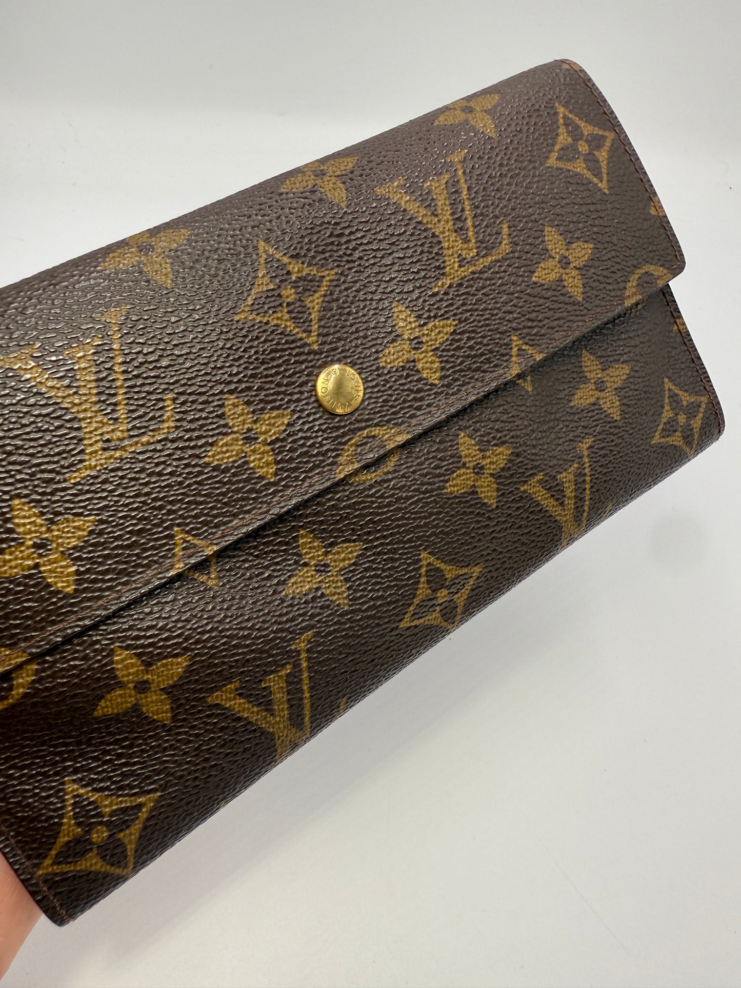 Louis Vuitton Monogram Coated Canvas International Wallet TH0916