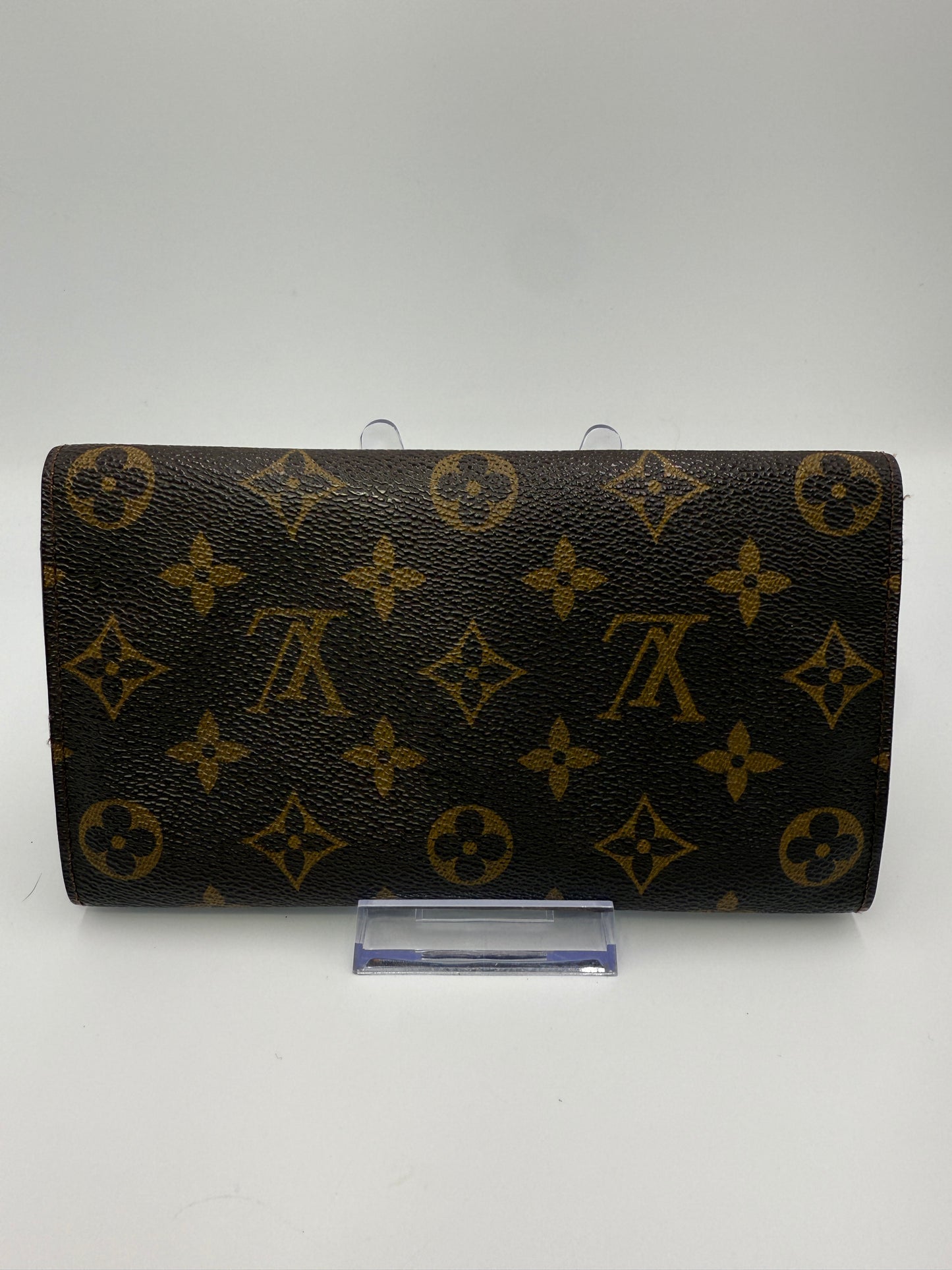Louis Vuitton Monogram Coated Canvas International Wallet TH0916