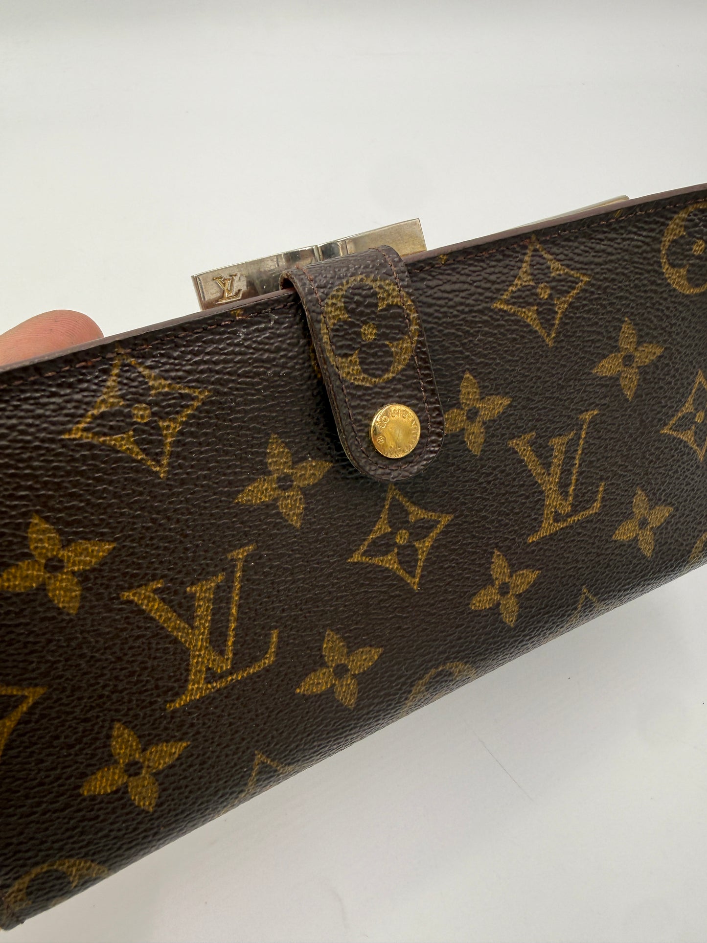 Louis Vuitton Monogram Coated Canvas Long Kisslock Wallet SD0939