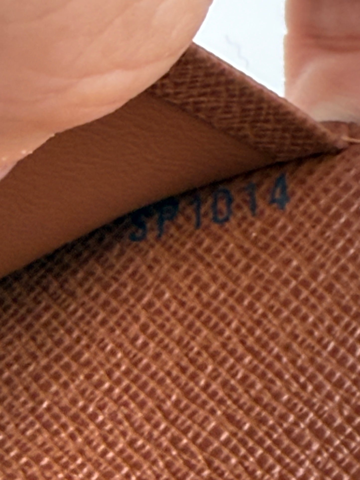 Louis Vuitton Monogram Coated Canvas Agenda MM SP1014