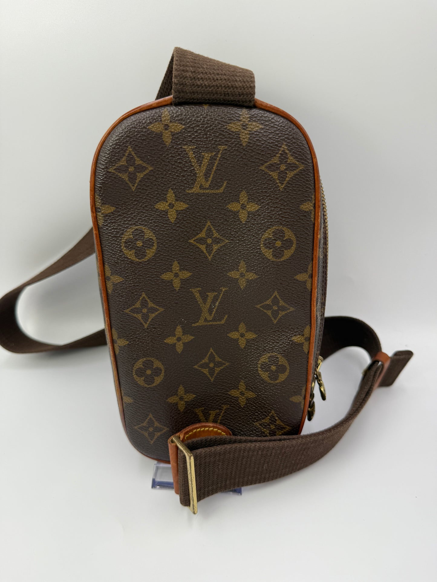 Louis Vuitton Monogram Gange Crossbody Sling Bag CA0071