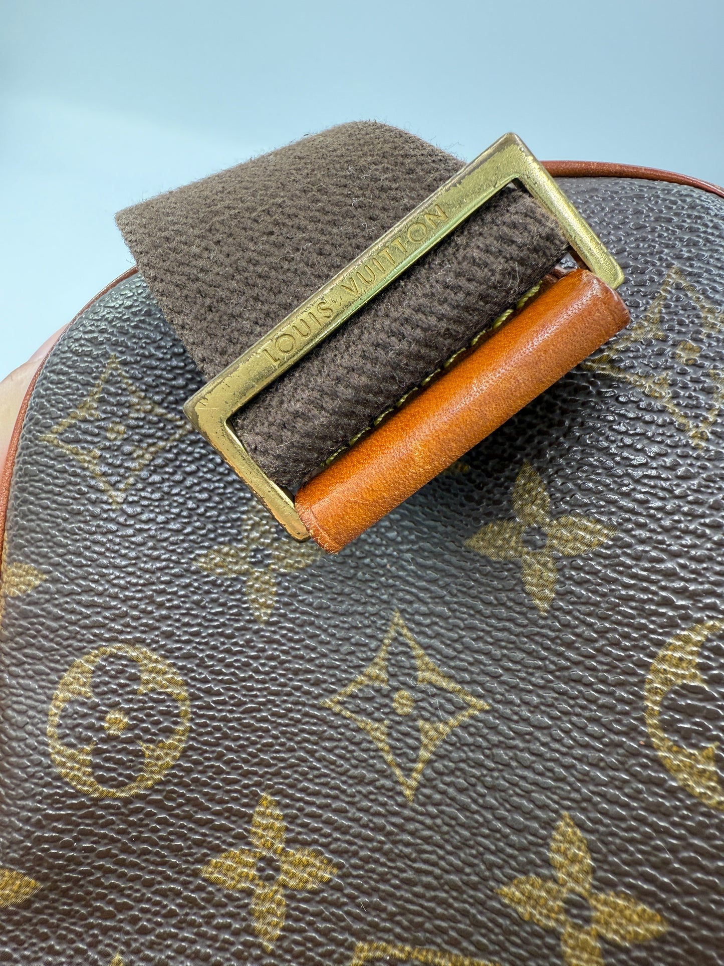 Louis Vuitton Monogram Gange Crossbody Sling Bag CA0071