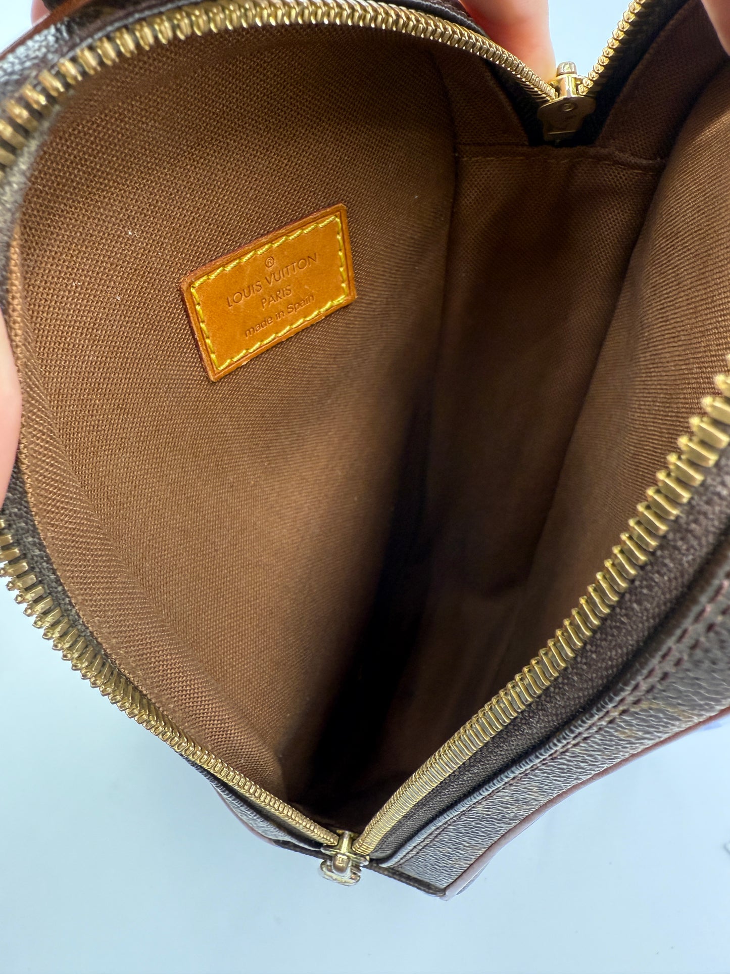 Louis Vuitton Monogram Gange Crossbody Sling Bag CA0071