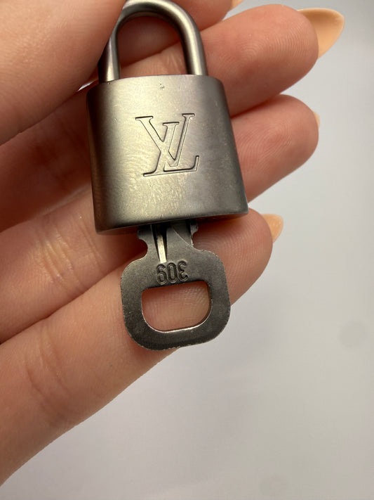 Louis Vuitton Brushed Silver Lock and Key 309