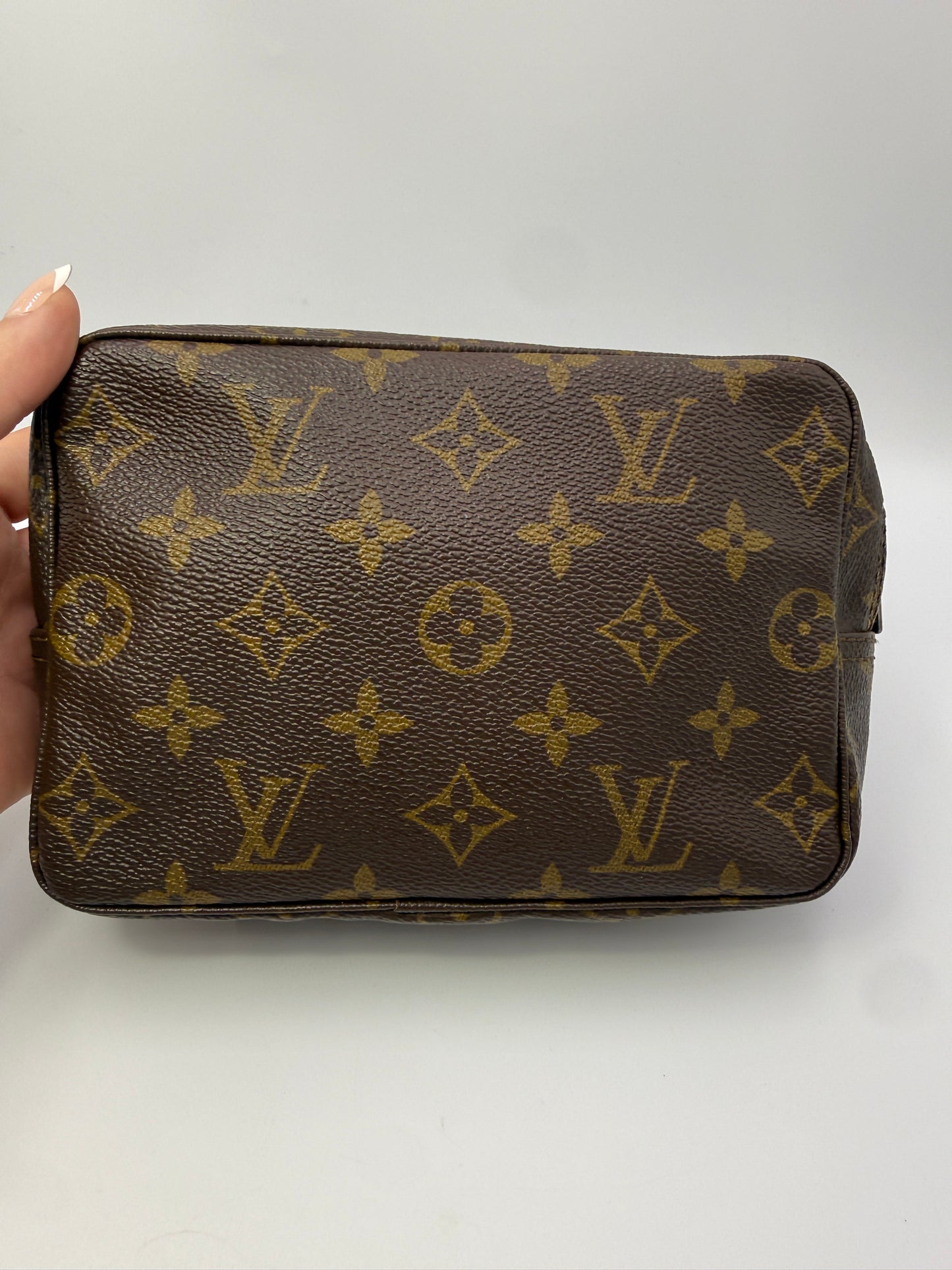Louis Vuitton Monogram Coated Canvas Trousse Toiletry 18 cm 822