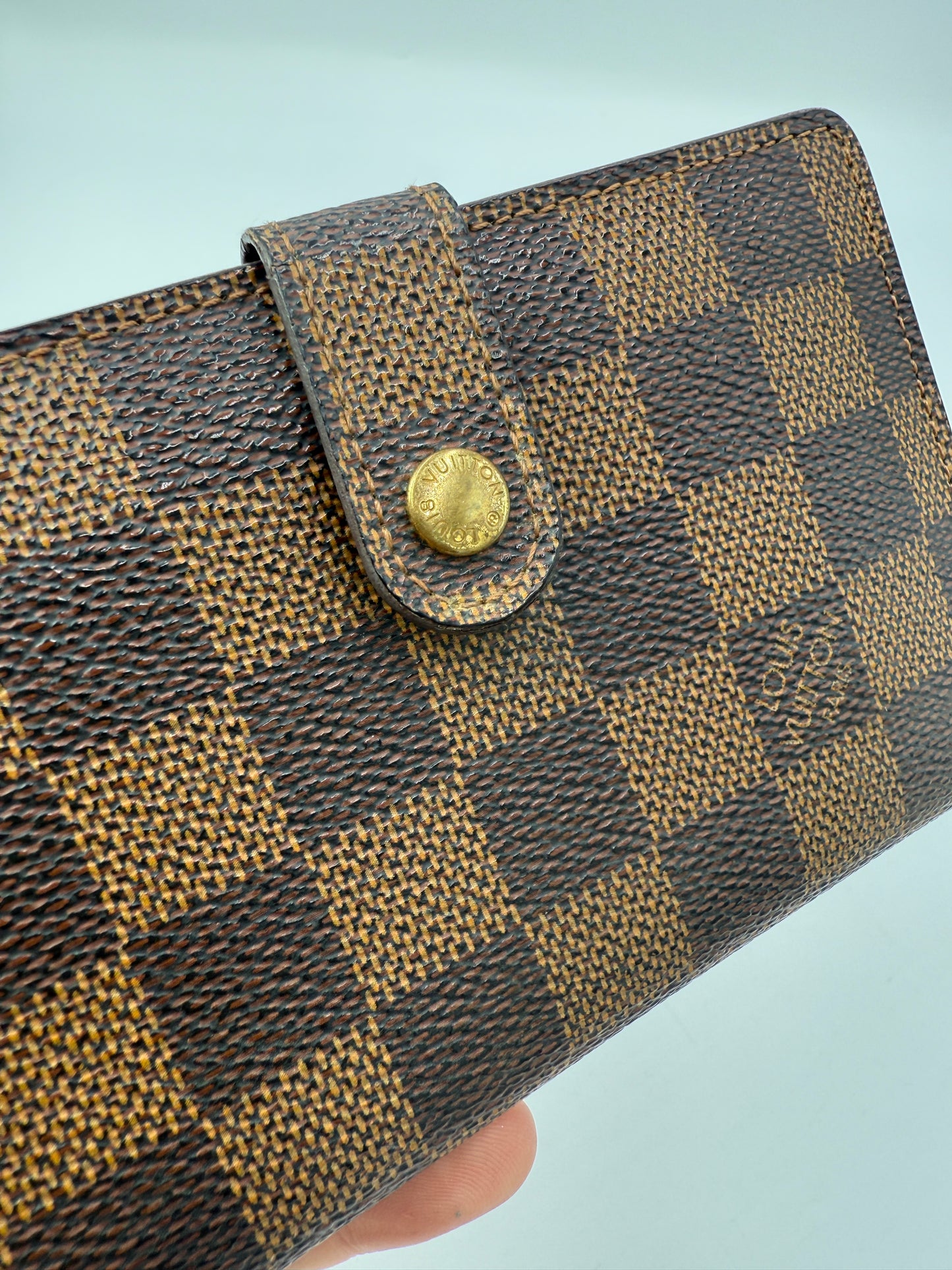 Louis Vuitton Damier Ebene Kisslock Wallet MI0929