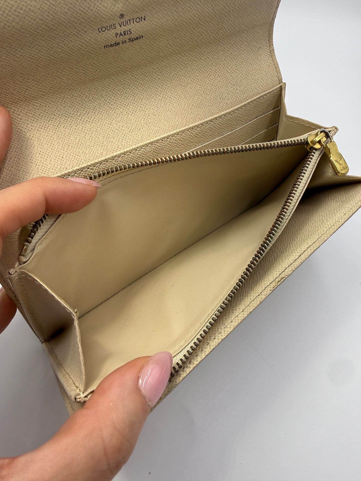 Louis Vuitton Damier Azur Coated Canvas Sarah Wallet CA2039