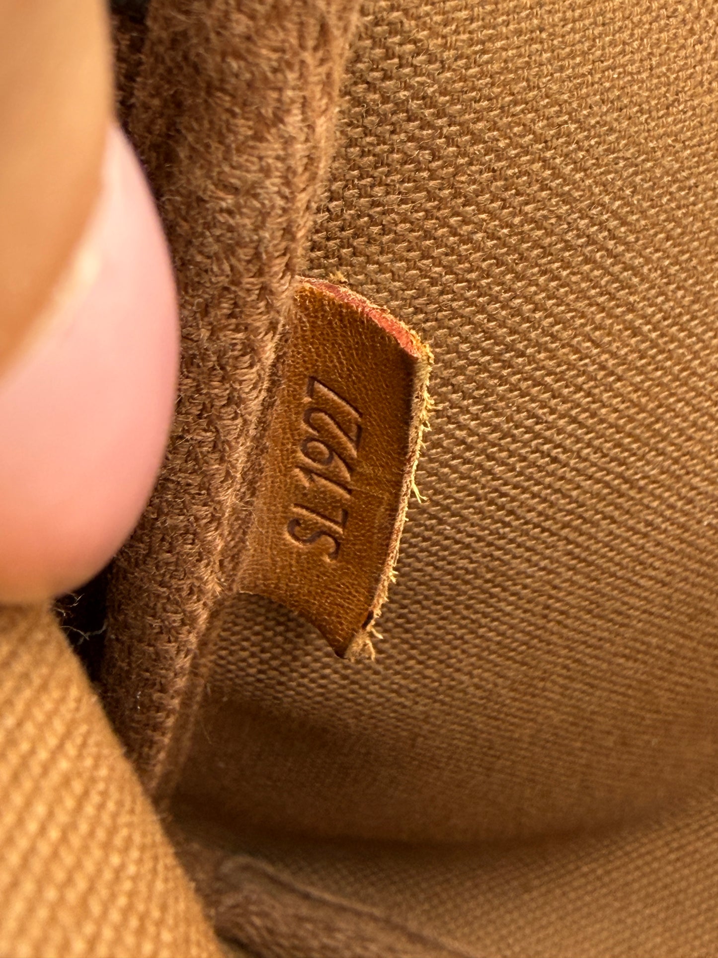 Louis Vuitton Monogram Coated Canvas Pochette SL1927