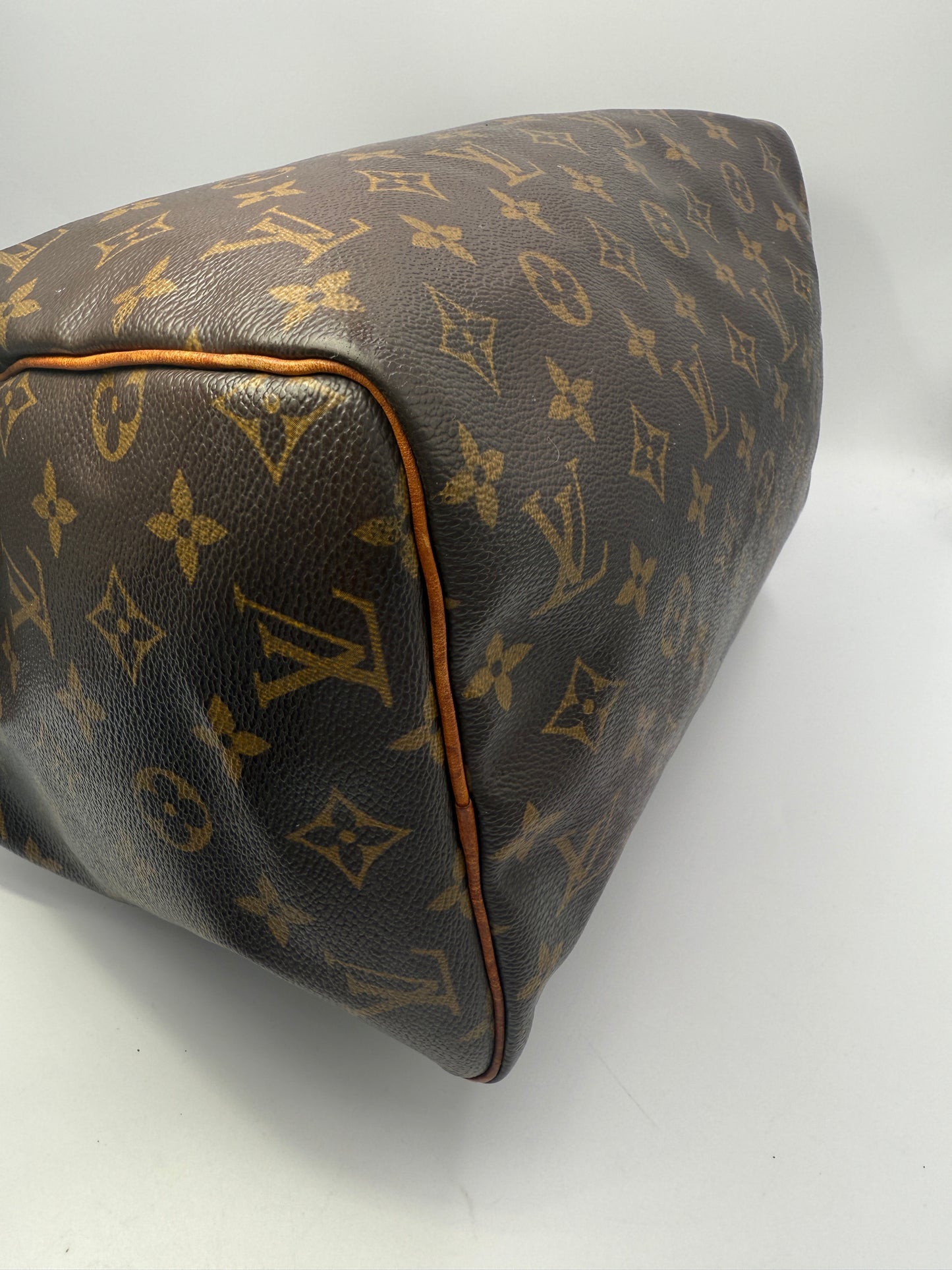 Louis Vuitton Monogram Speedy 30 cm TH0024